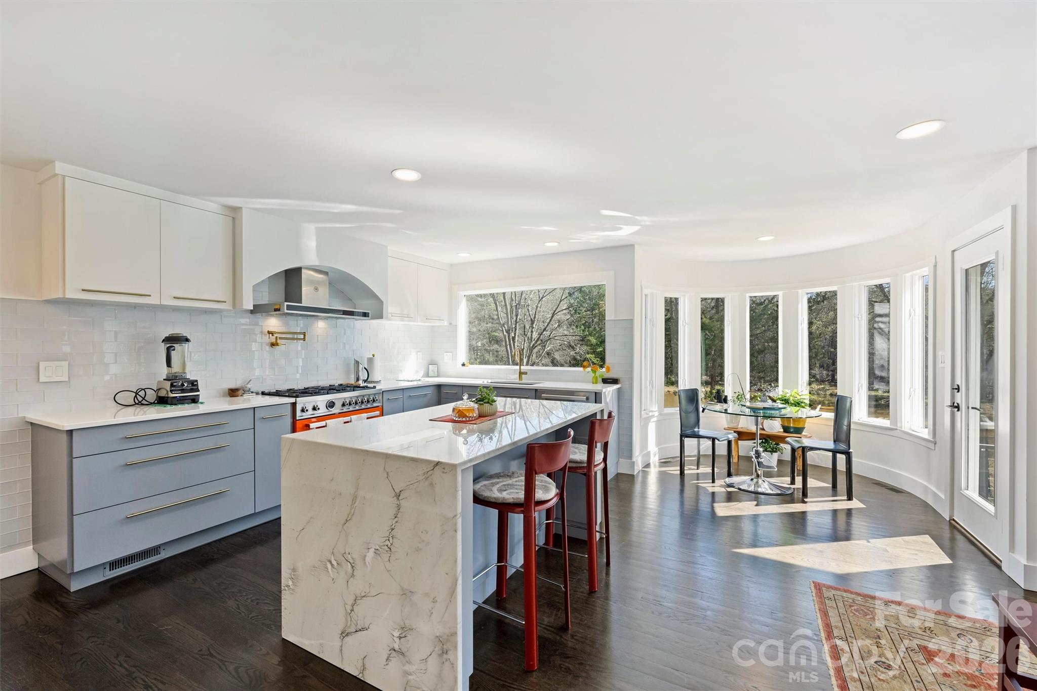 13730 Capriole Lane — Matthews