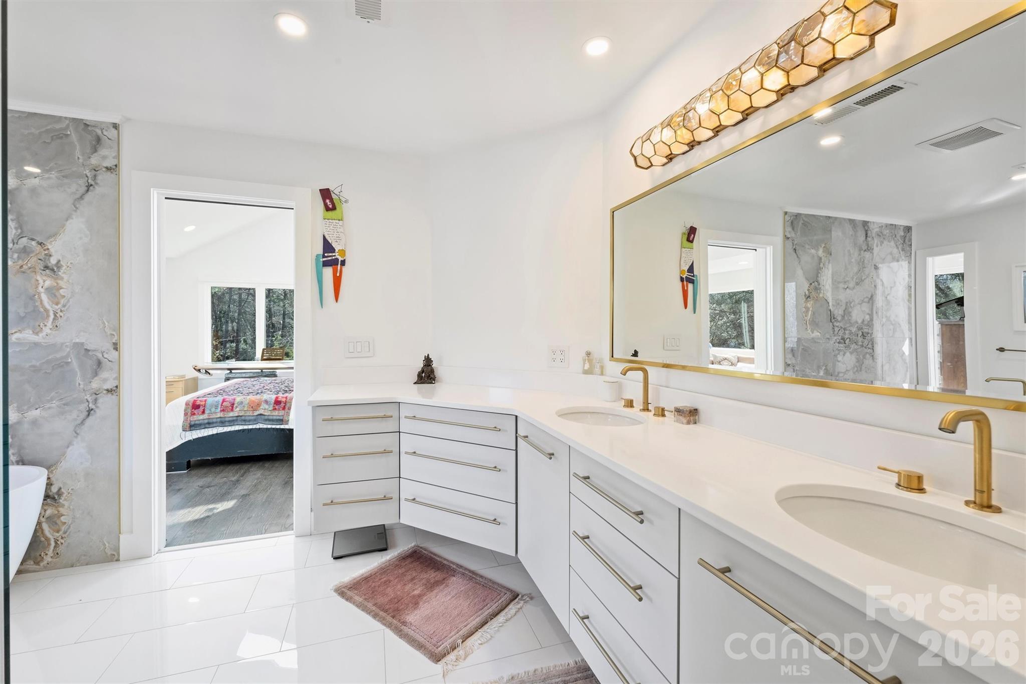 13730 Capriole Lane — Matthews