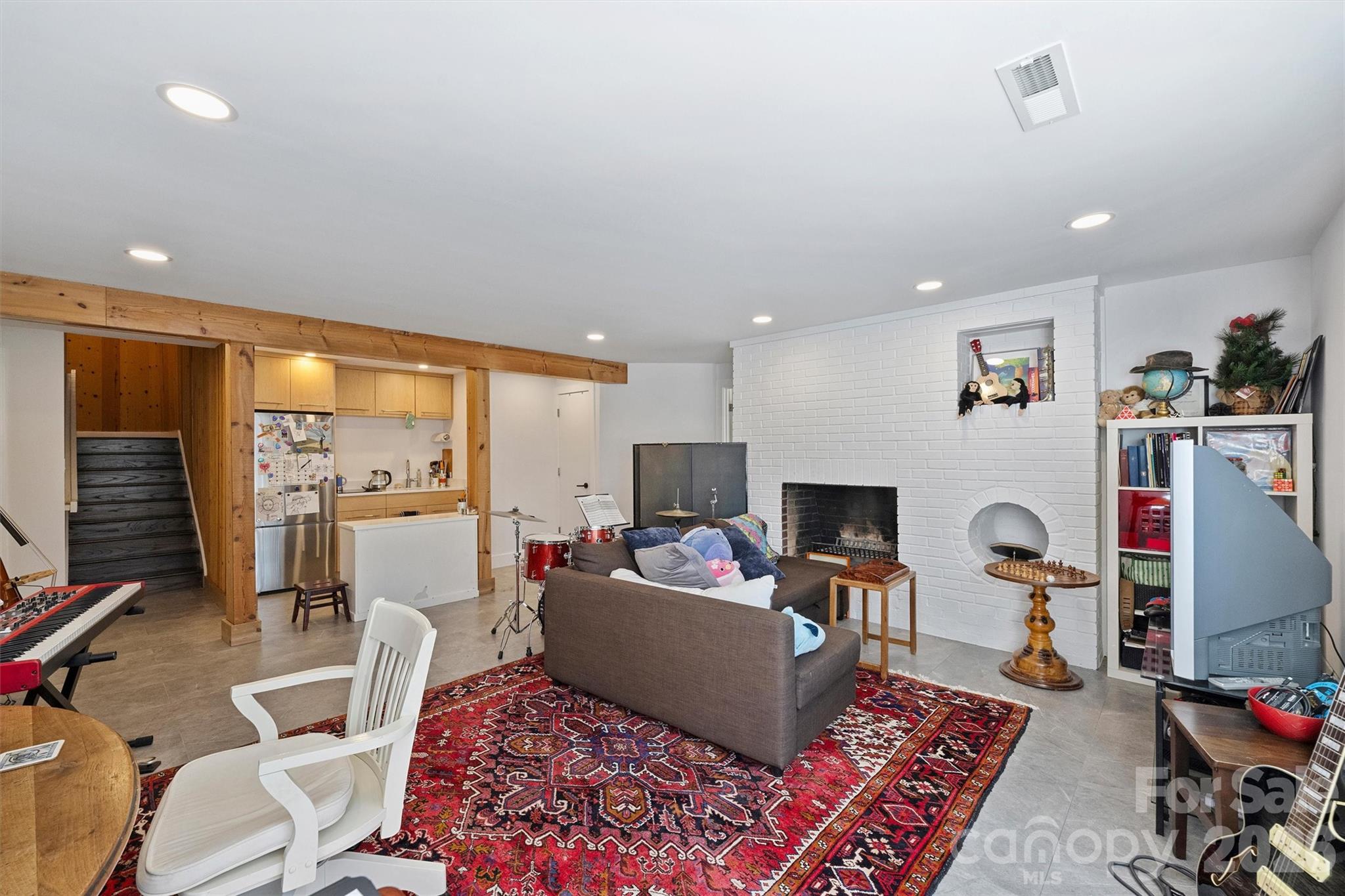 13730 Capriole Lane — Matthews