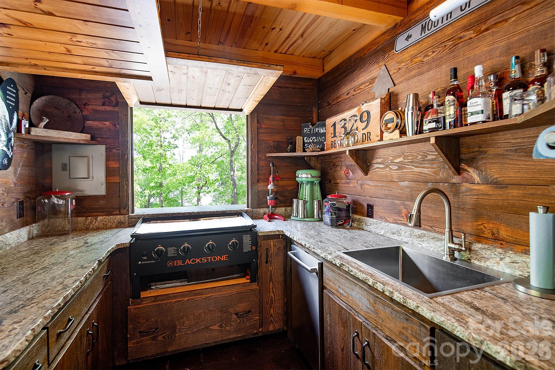 1329 Berry Hill Drive — Norwood