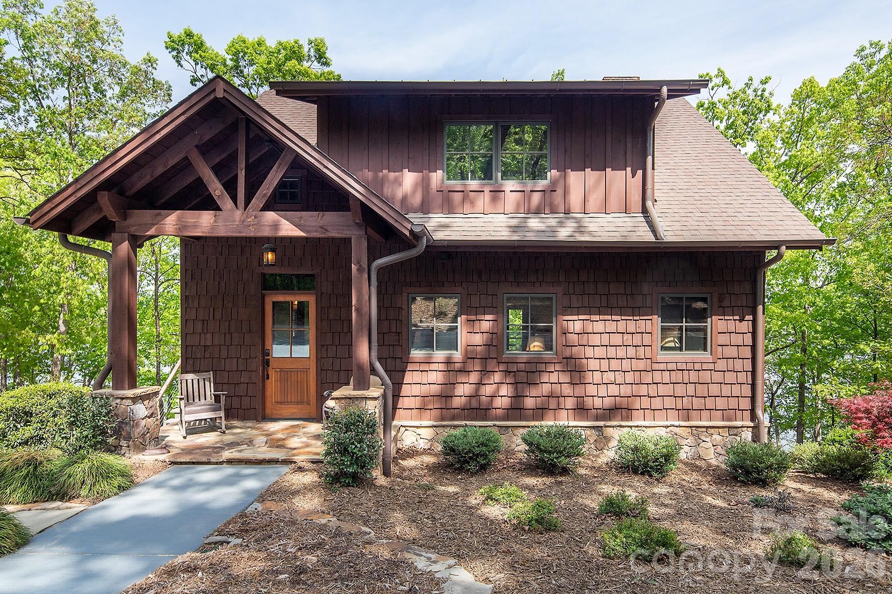 1329 Berry Hill Drive — Norwood
