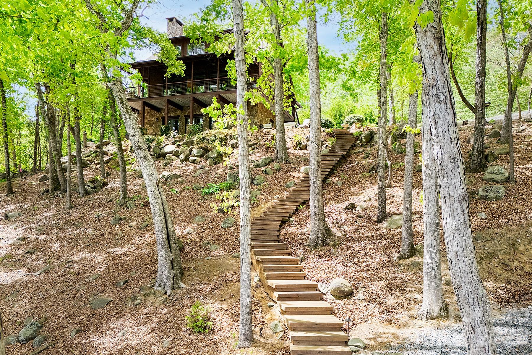1329 Berry Hill Drive — Norwood