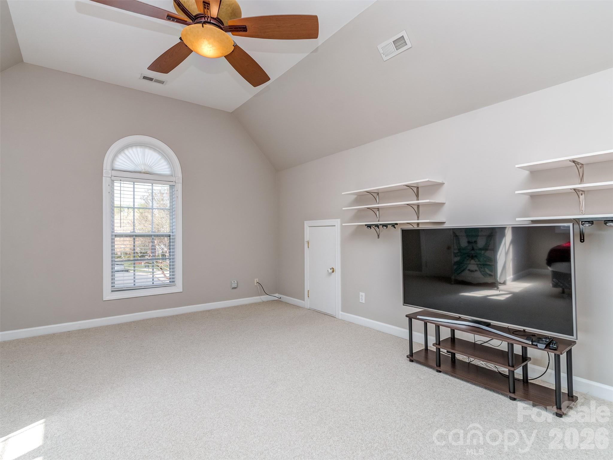 12103 Crescent Run Court — Charlotte