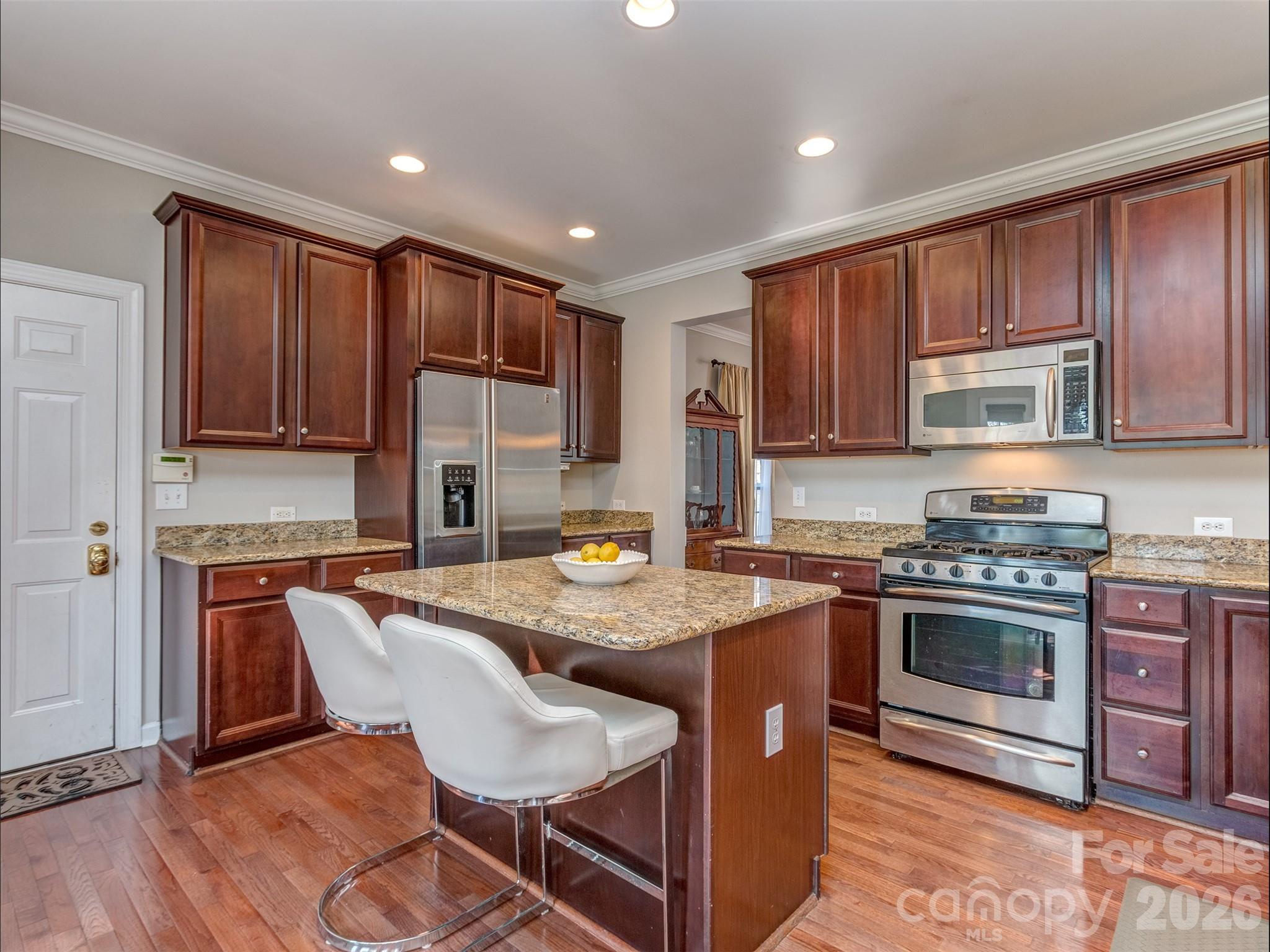 12103 Crescent Run Court — Charlotte