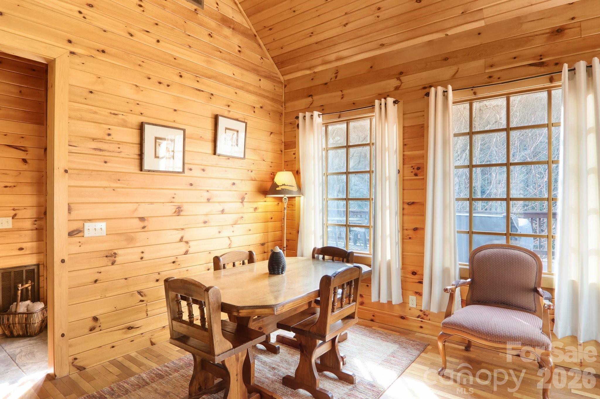 1012 Alarka Highlands Drive — Bryson City