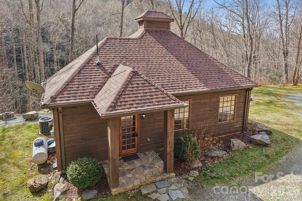 1012 Alarka Highlands Drive — Bryson City