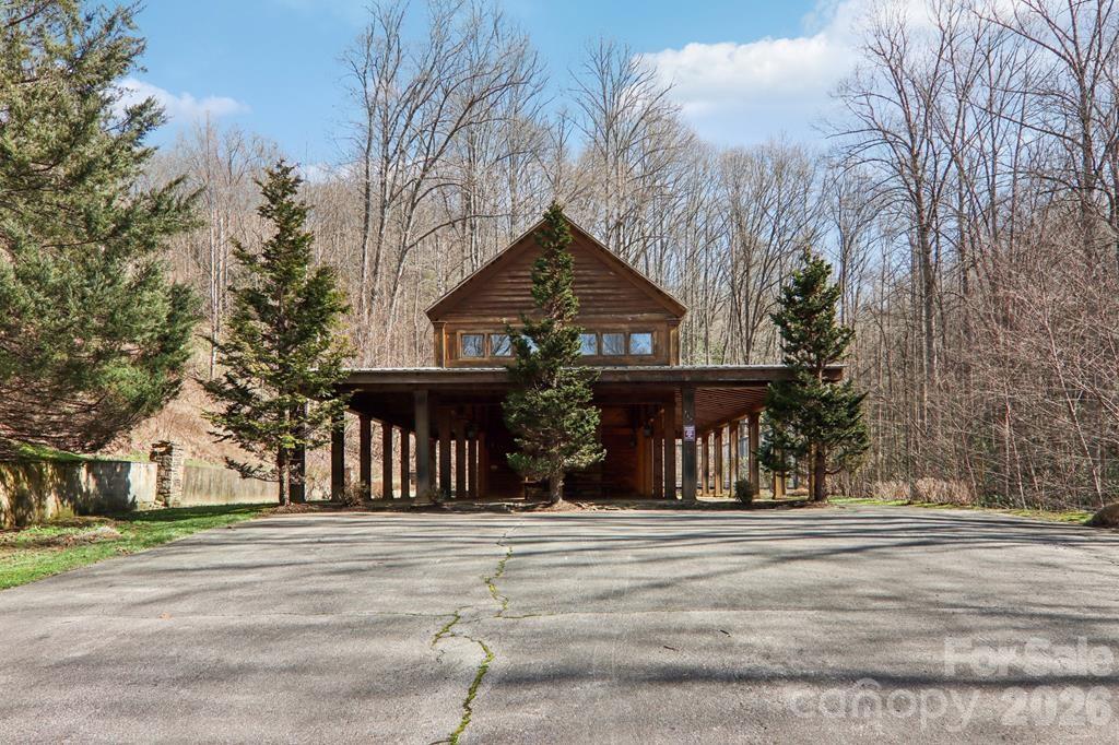 1012 Alarka Highlands Drive — Bryson City