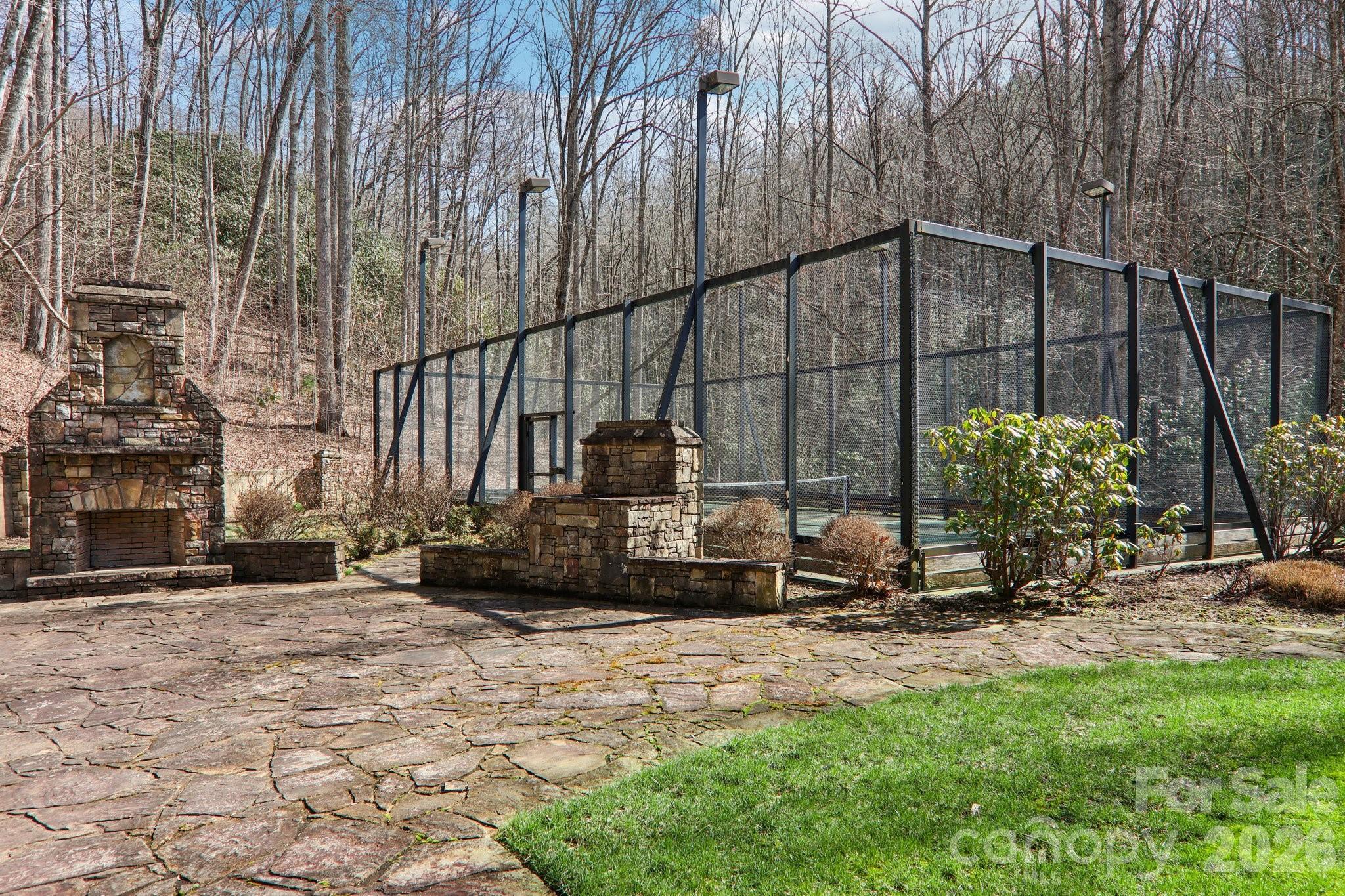 1012 Alarka Highlands Drive — Bryson City