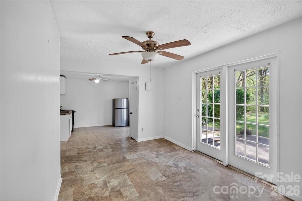 209 Edgewood Drive — Wingate