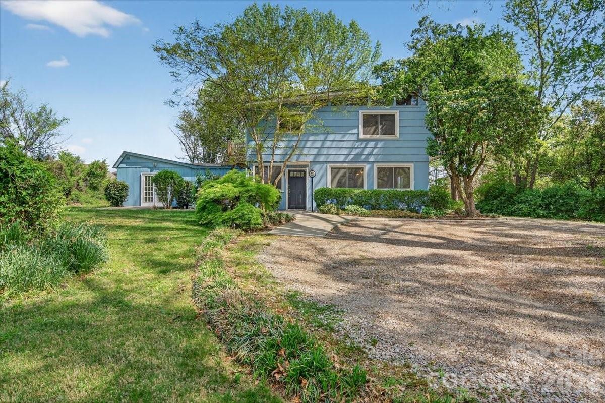 209 Edgewood Drive — Wingate