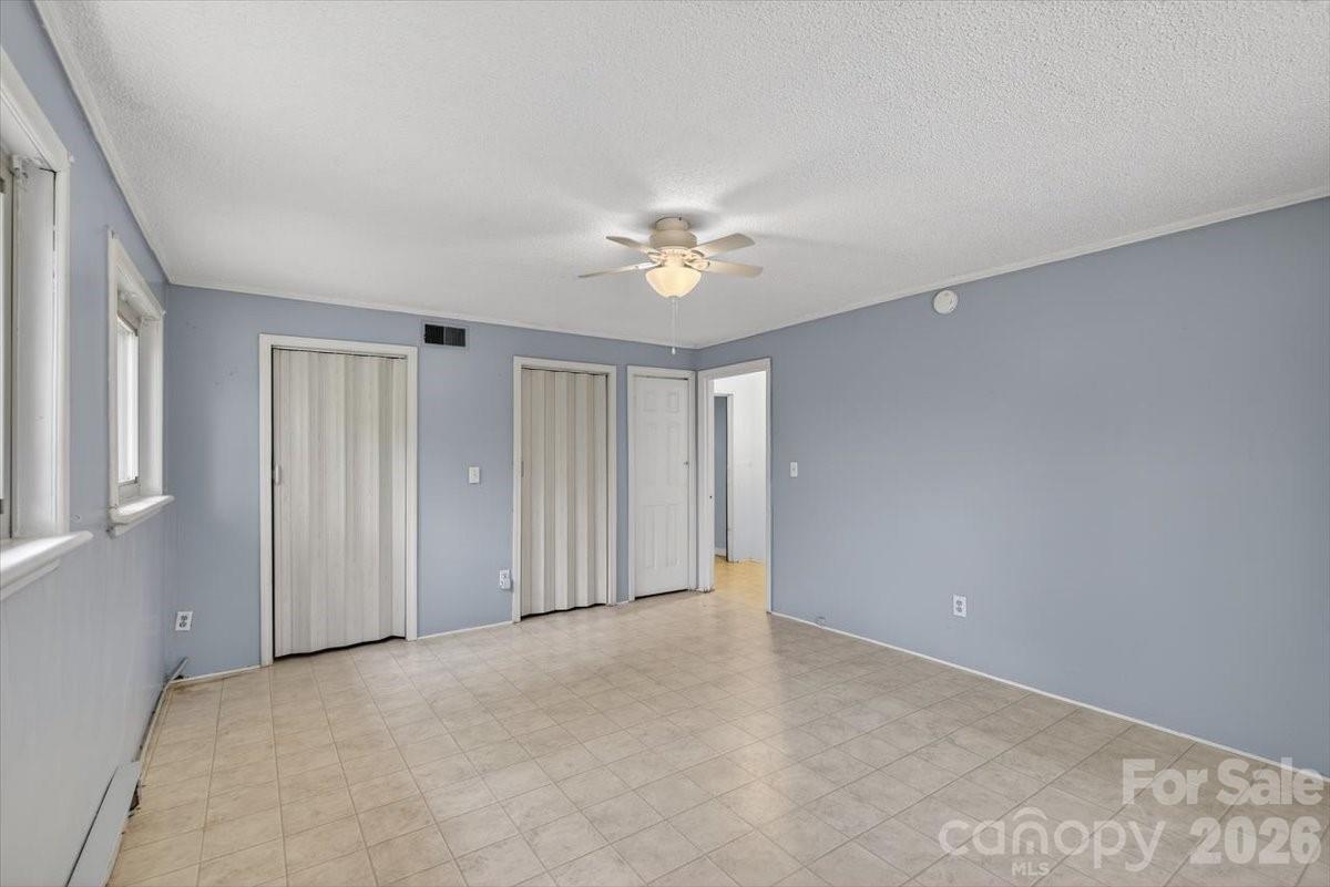 209 Edgewood Drive — Wingate