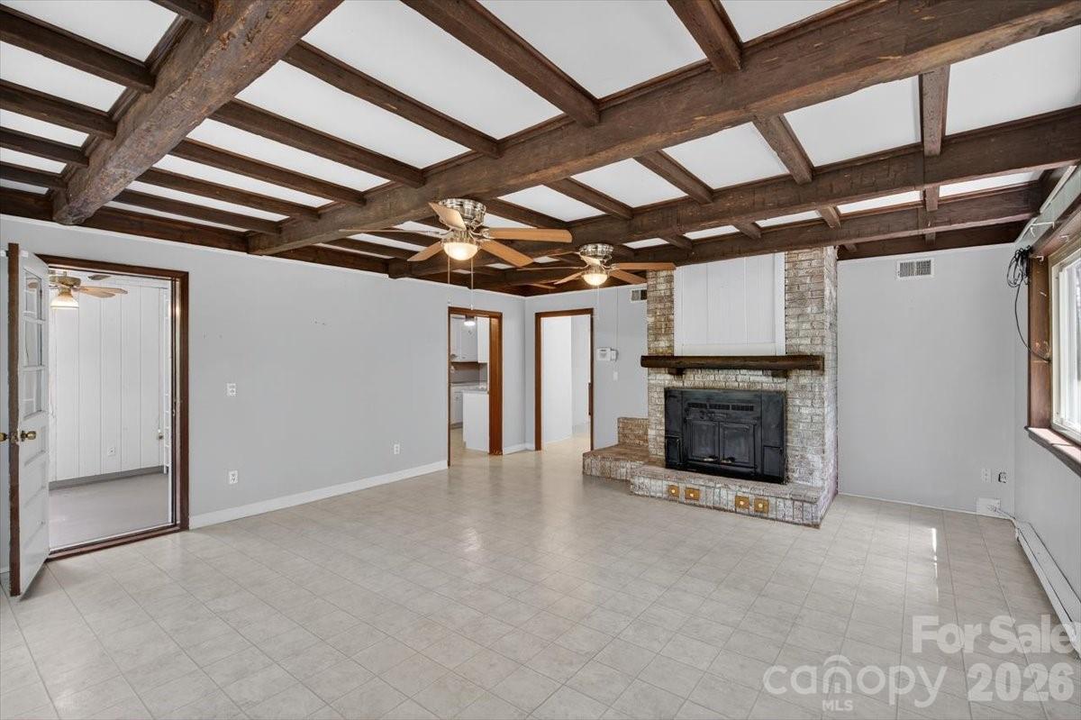 209 Edgewood Drive — Wingate