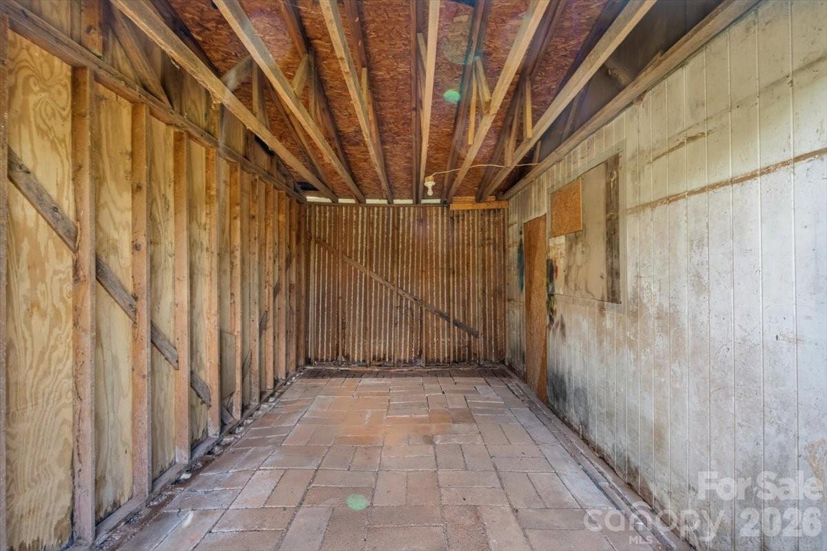 209 Edgewood Drive — Wingate