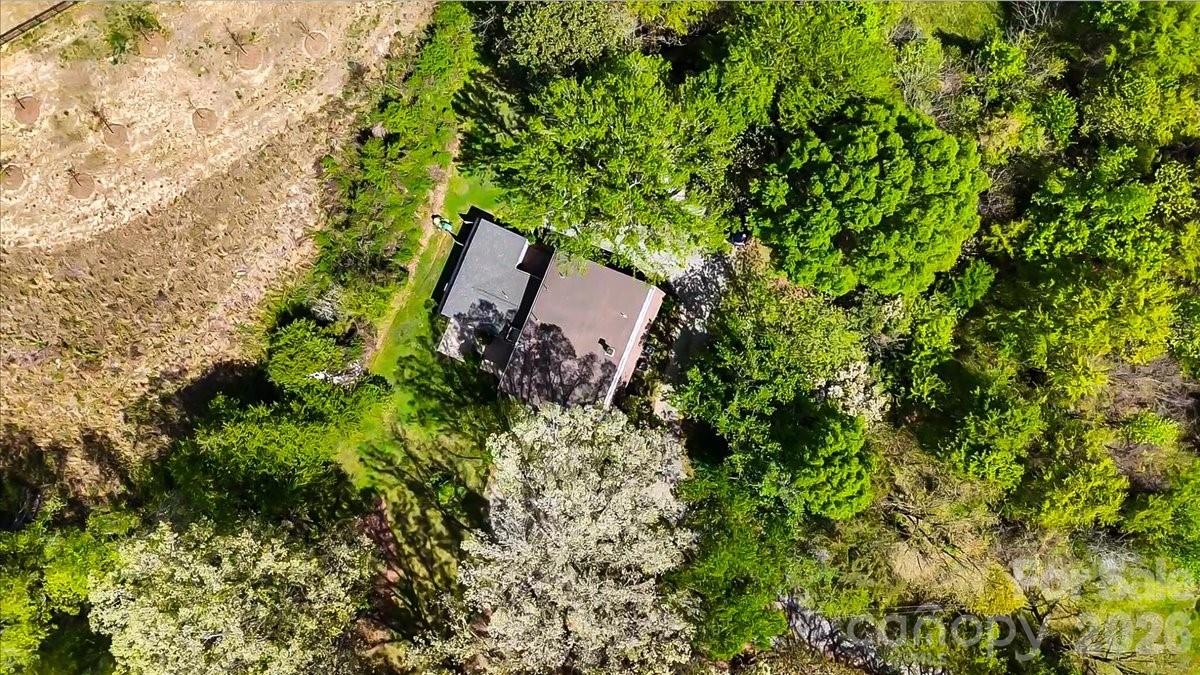 209 Edgewood Drive — Wingate