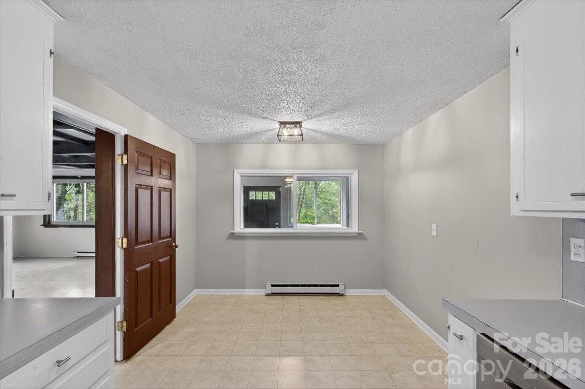 209 Edgewood Drive — Wingate