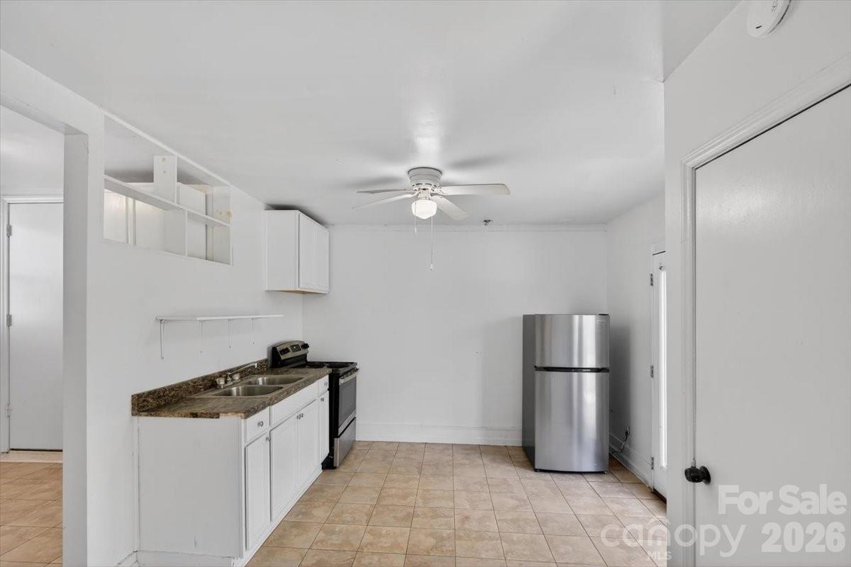 209 Edgewood Drive — Wingate
