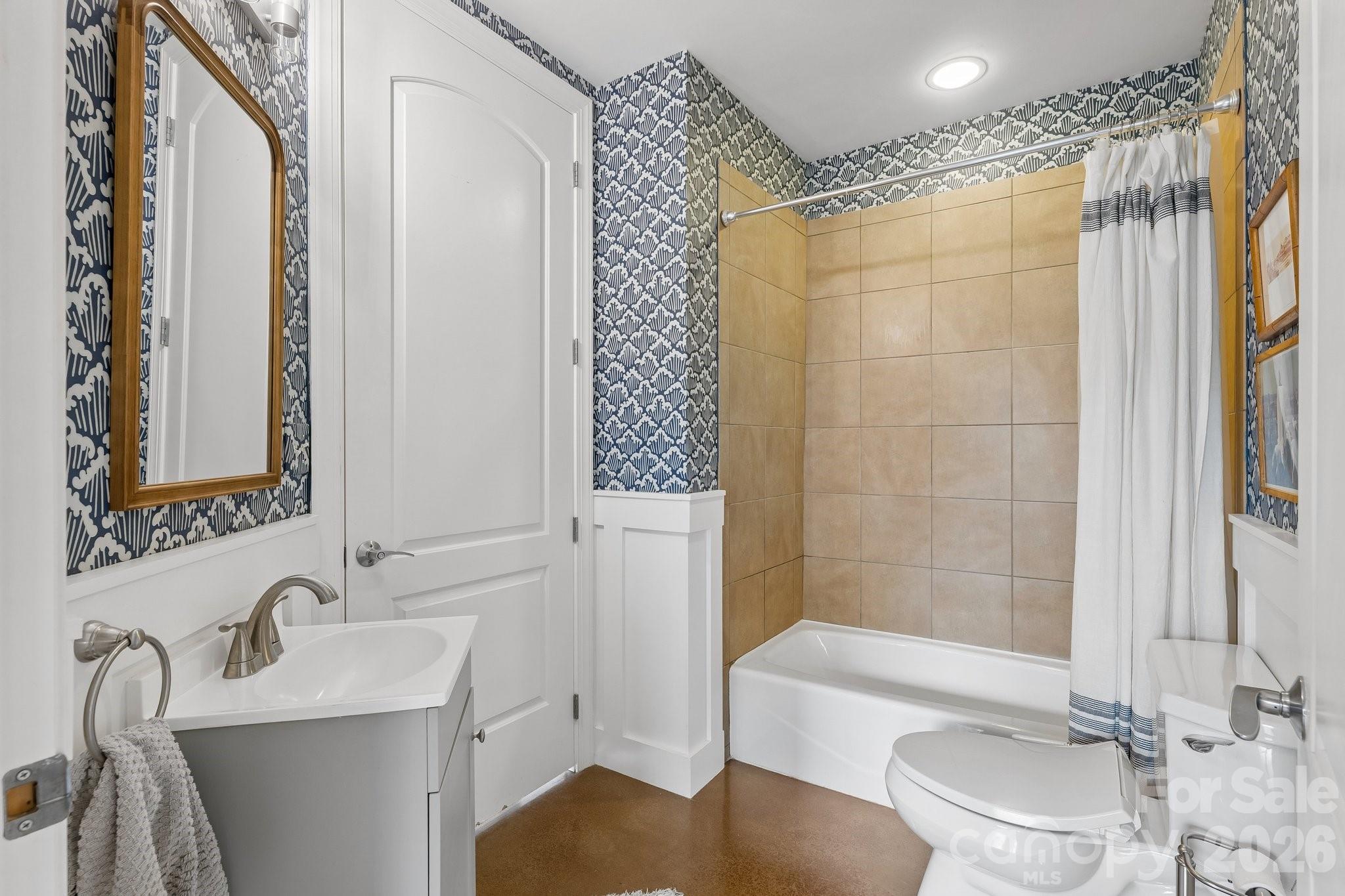 2338 Yadkin Avenue #310 — Charlotte