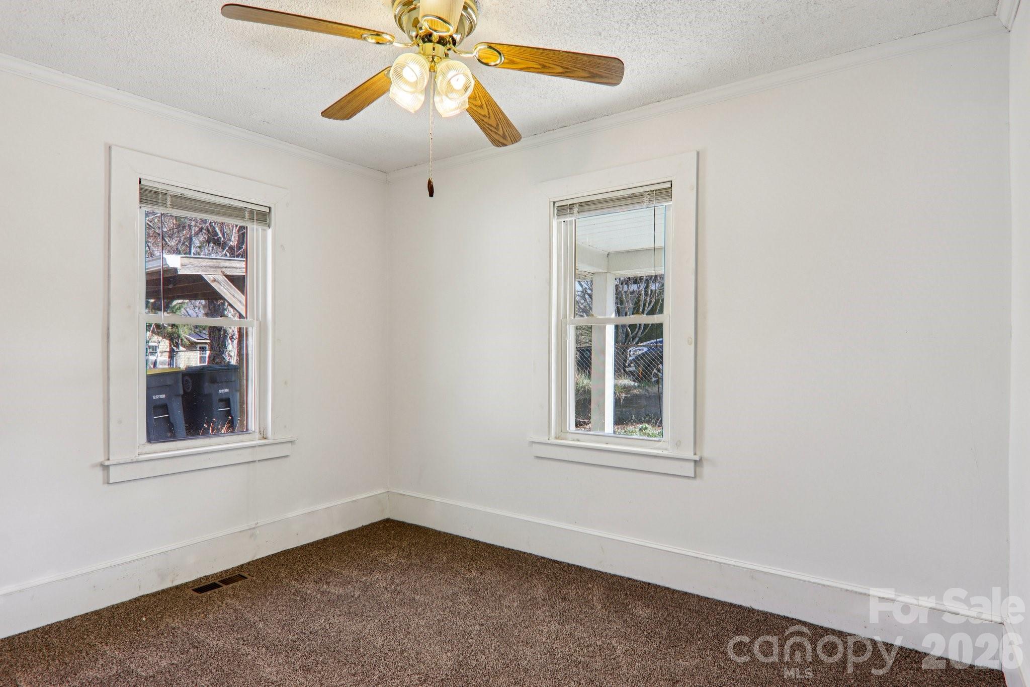 24 Pelzer Street — Asheville