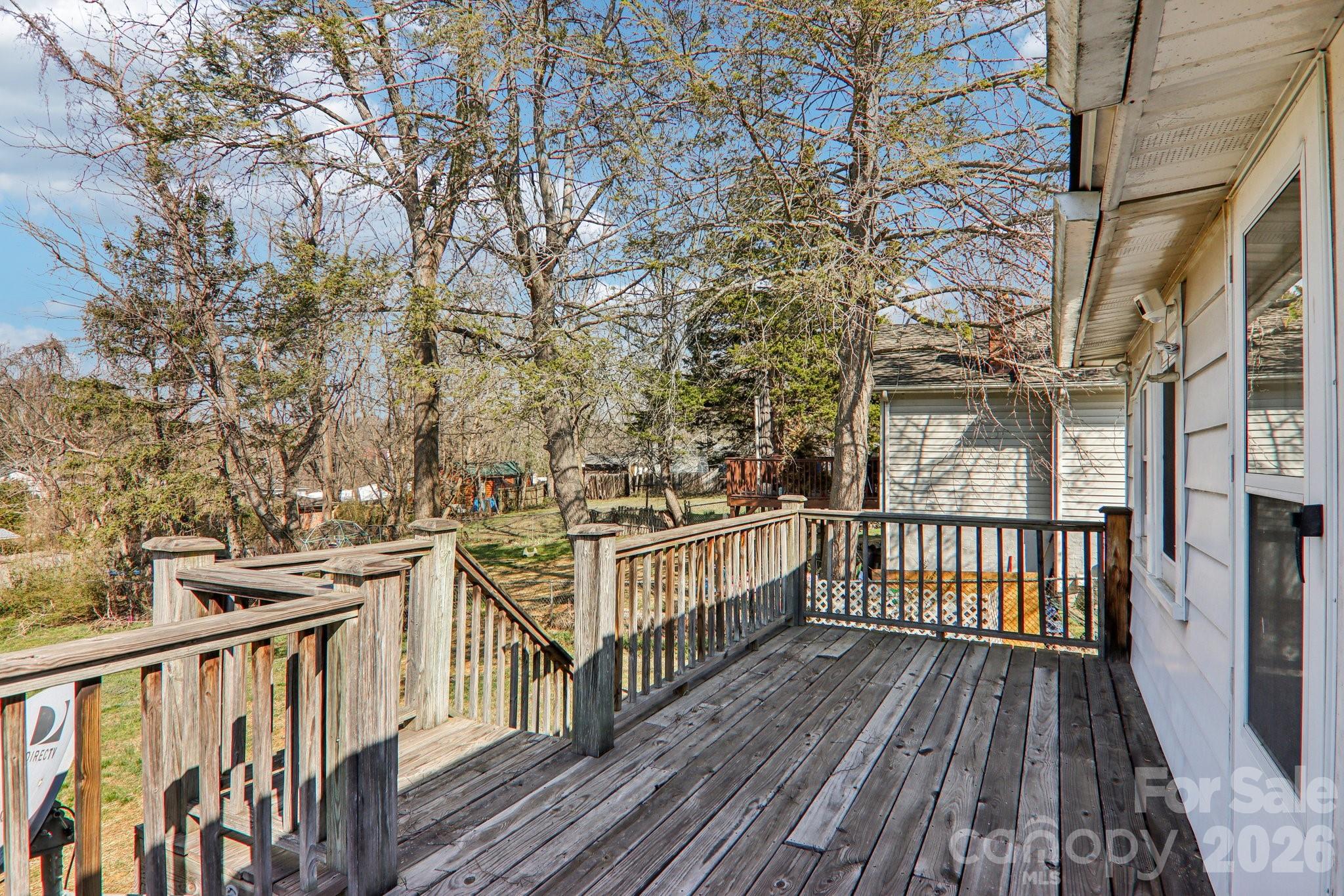 24 Pelzer Street — Asheville