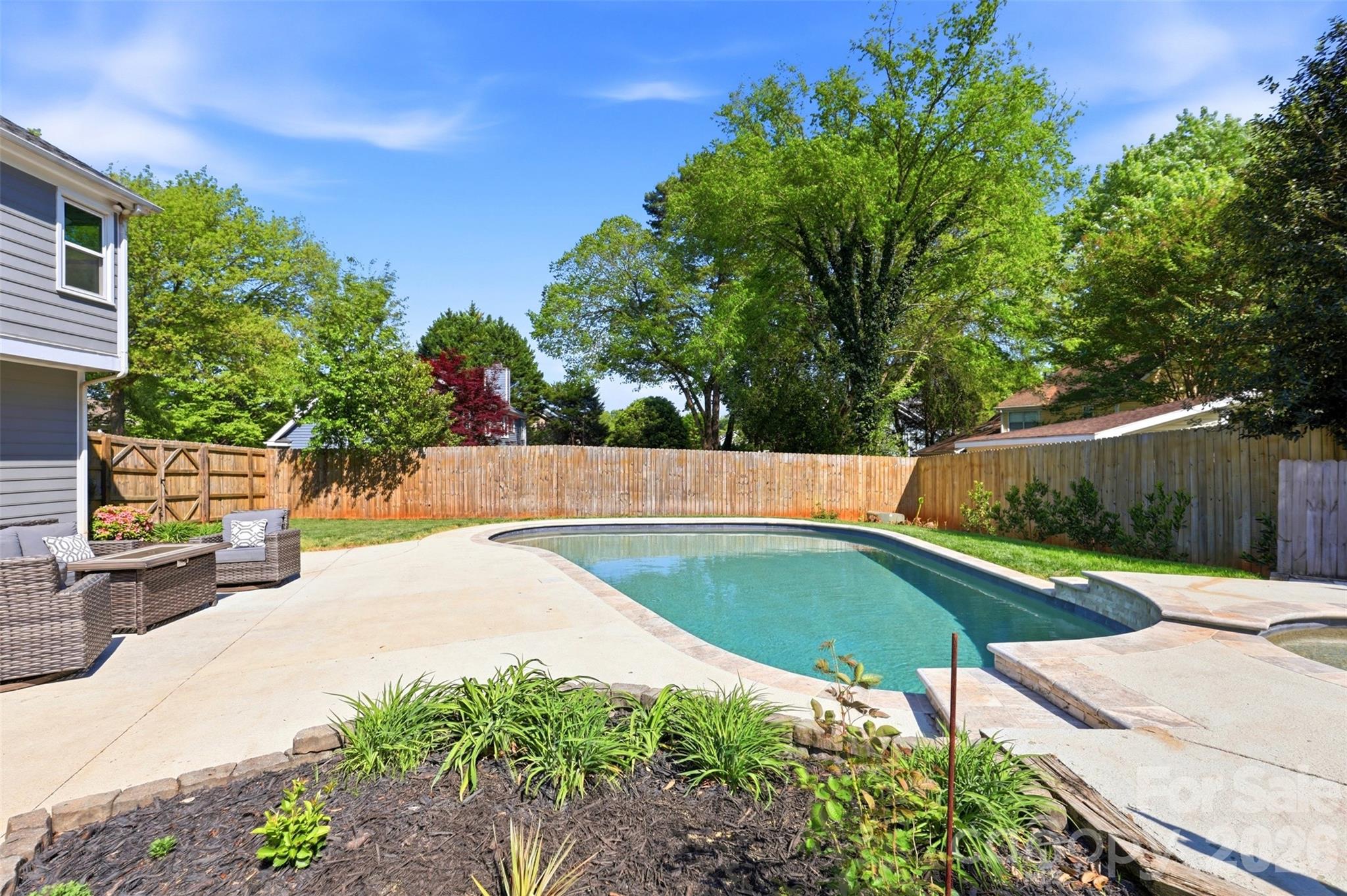 9028 Agnes Park Lane — Huntersville