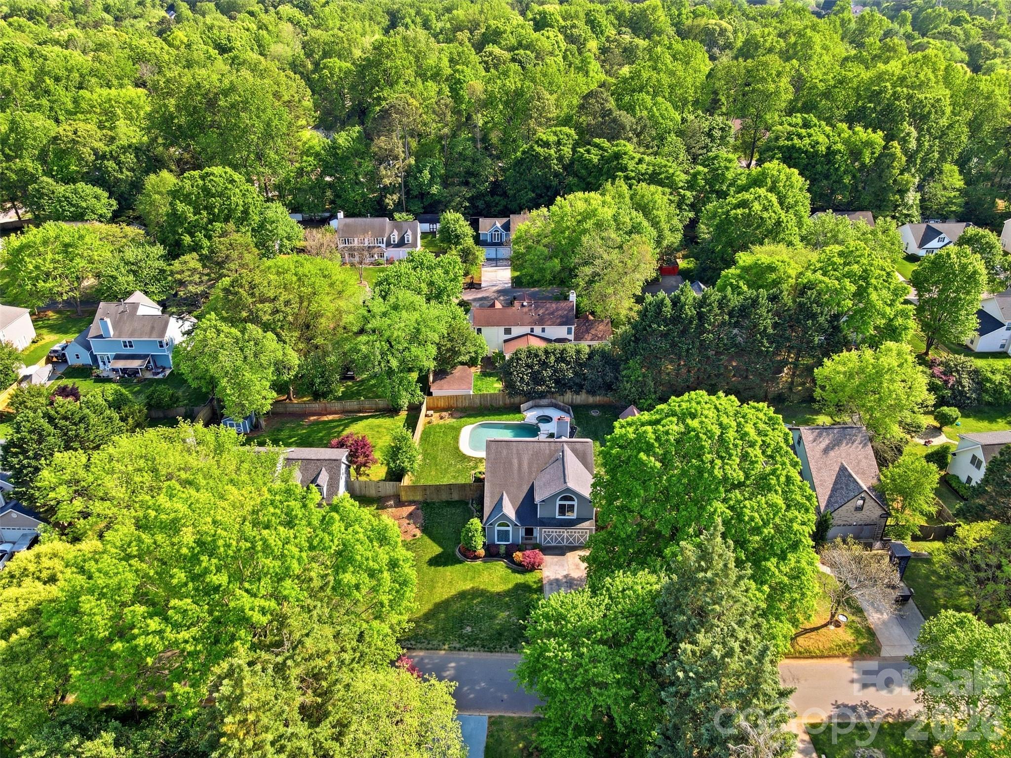 9028 Agnes Park Lane — Huntersville