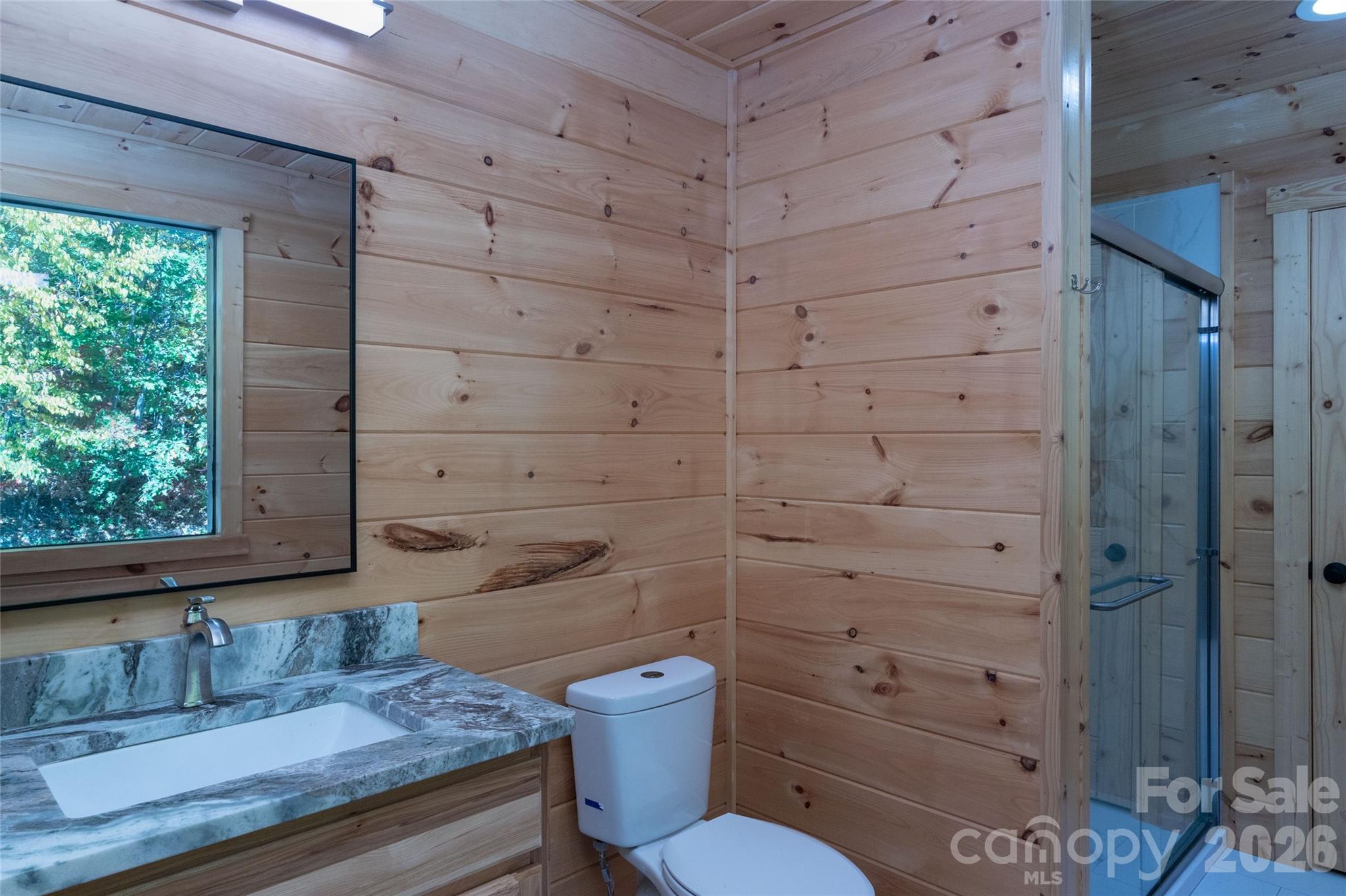 92 Cherahala Lane — Bryson City