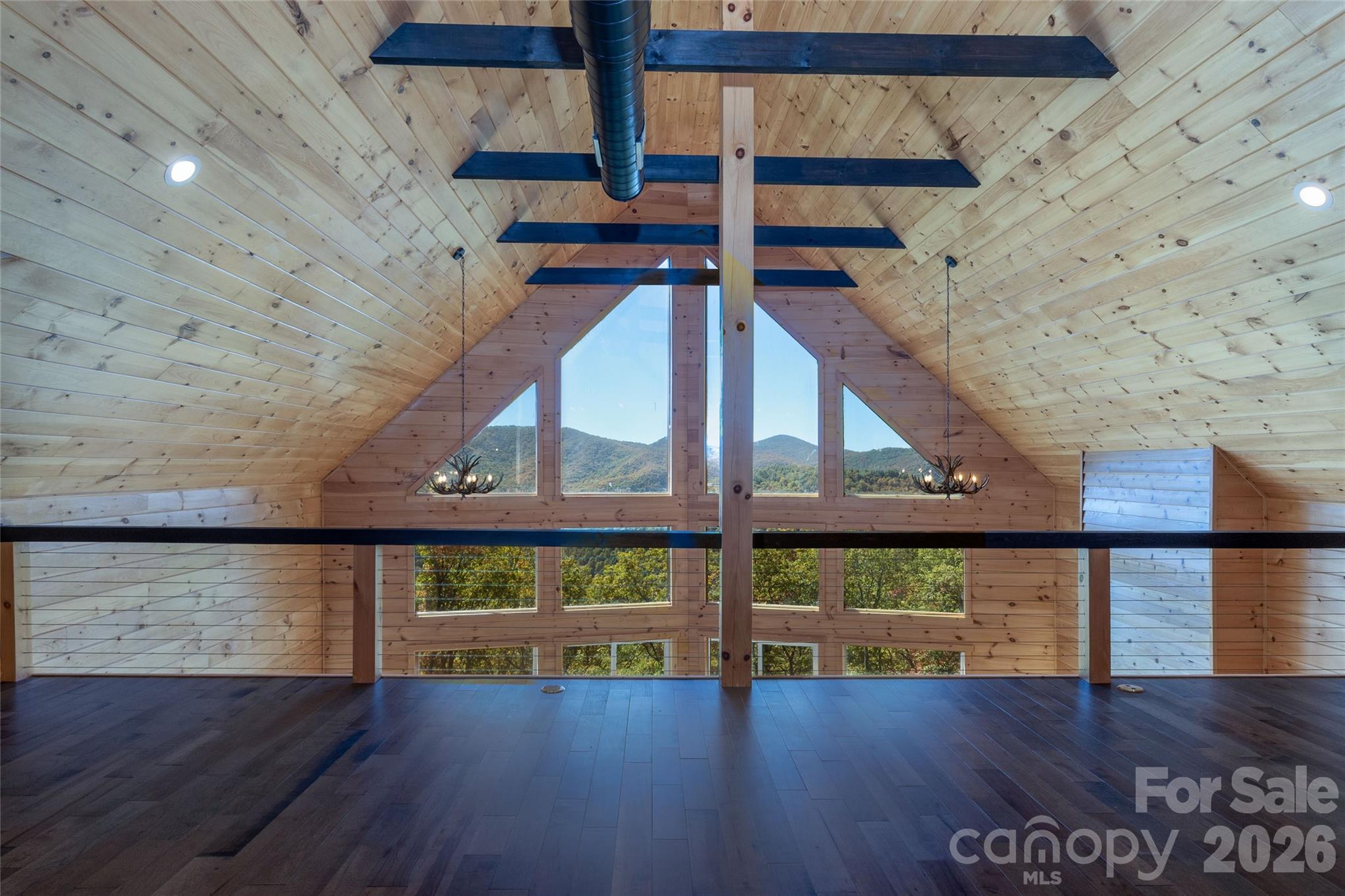 92 Cherahala Lane — Bryson City