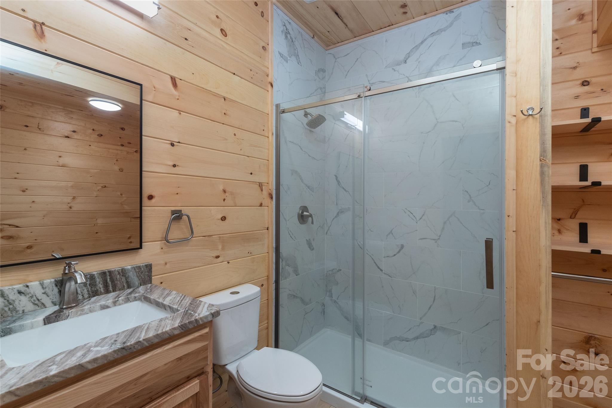 92 Cherahala Lane — Bryson City