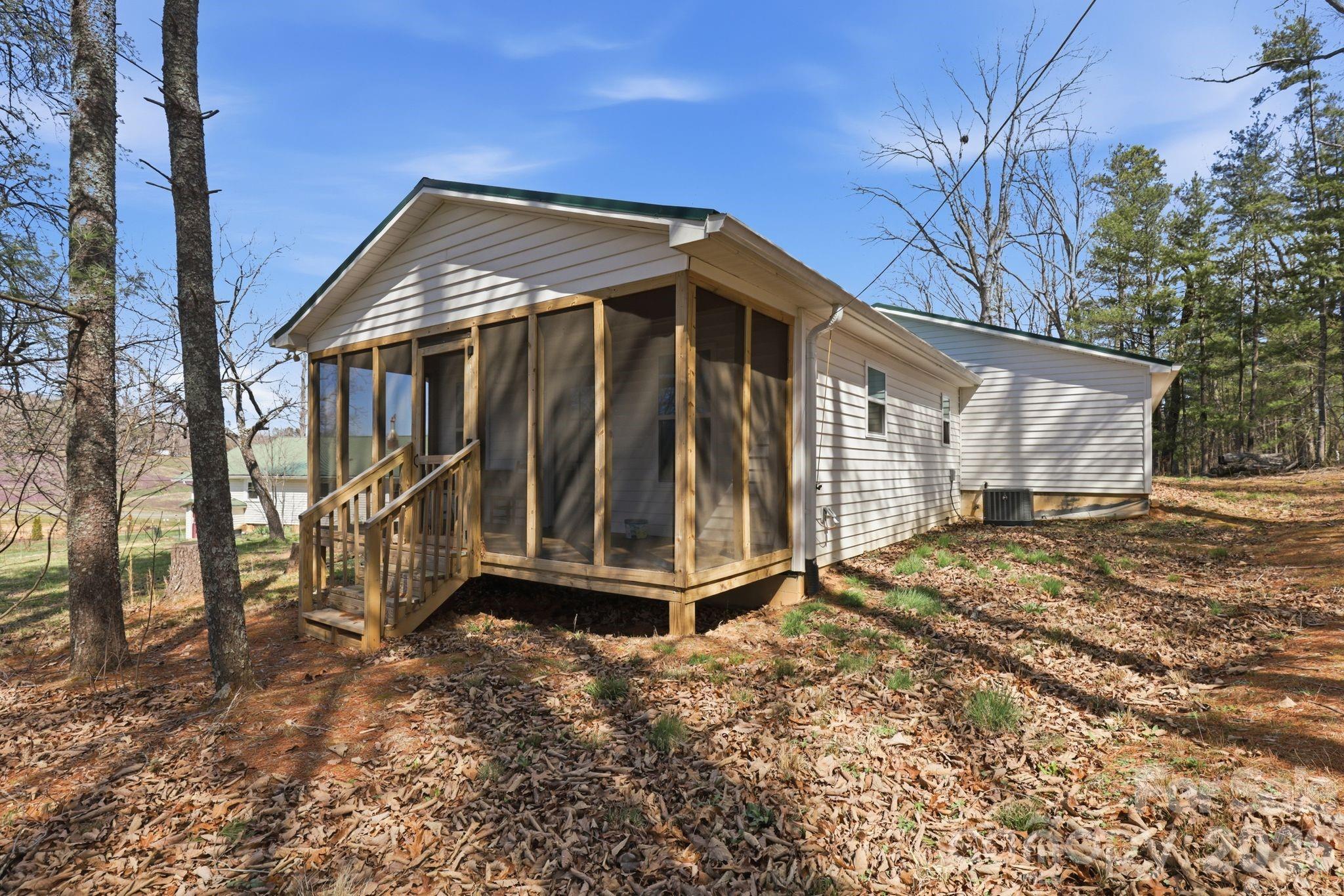 6998 Nobby Lail Road — Connelly Springs