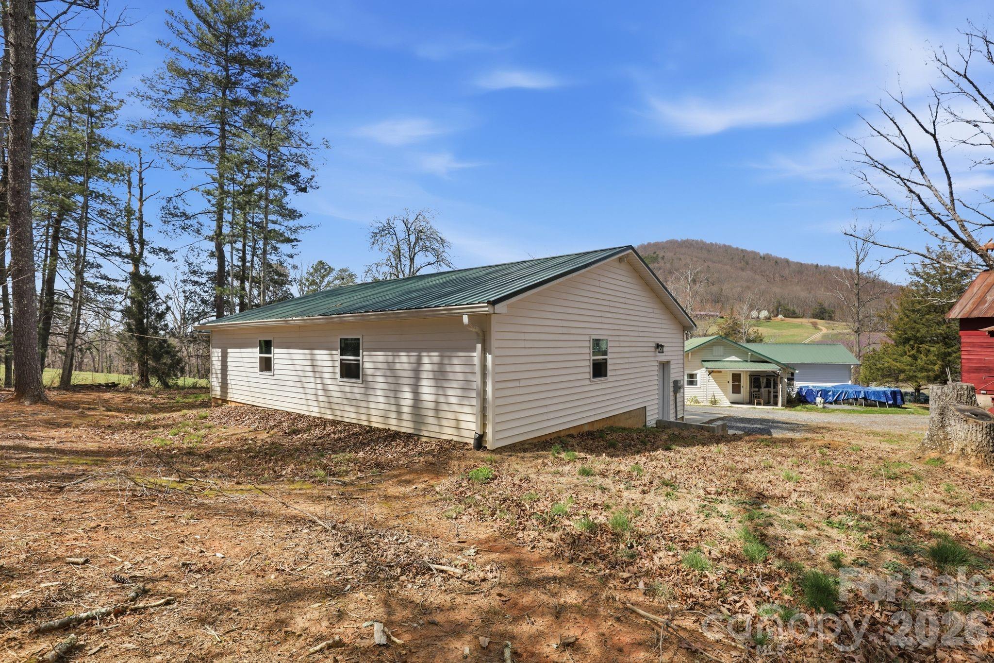 6998 Nobby Lail Road — Connelly Springs
