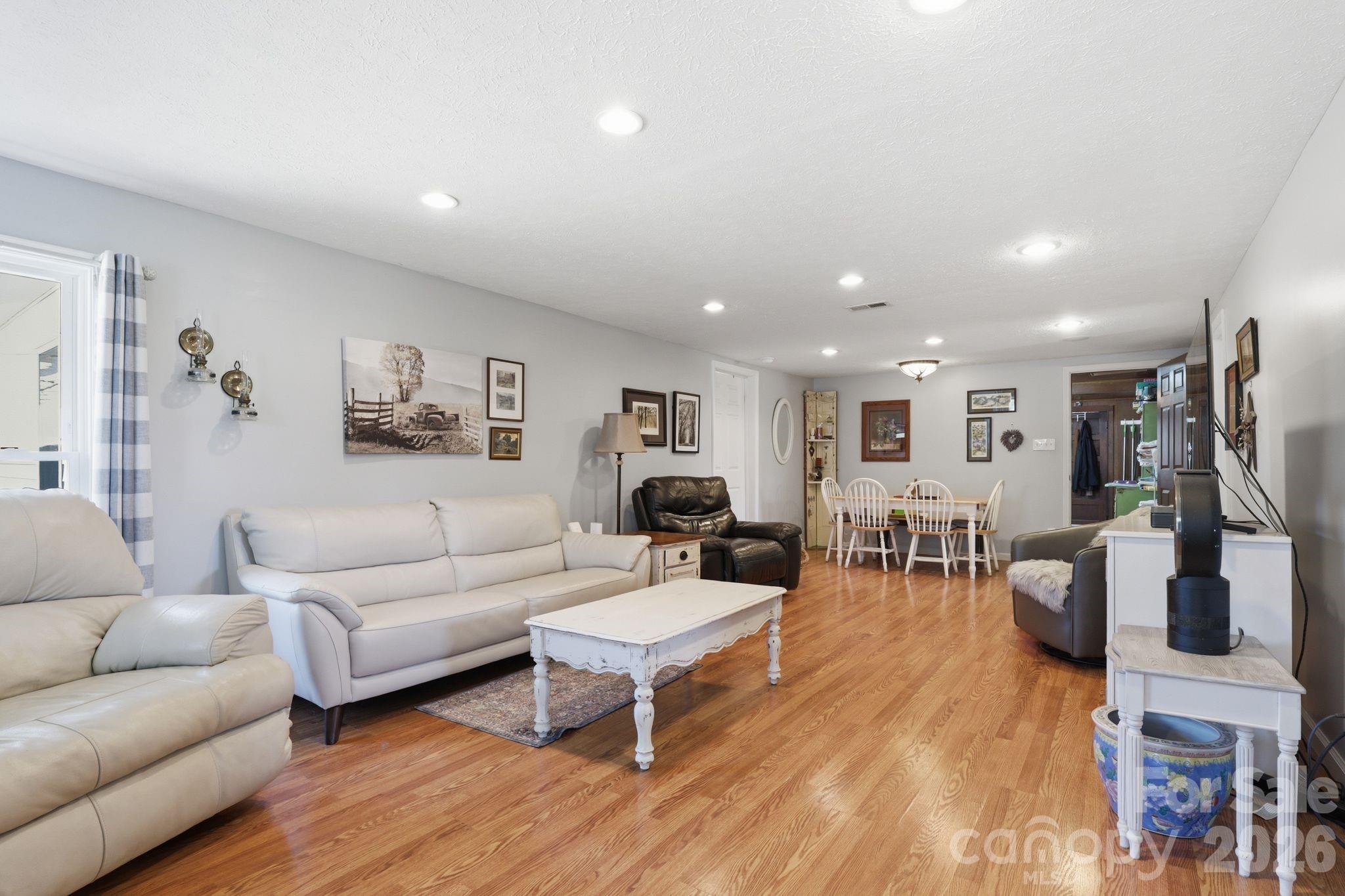 6998 Nobby Lail Road — Connelly Springs