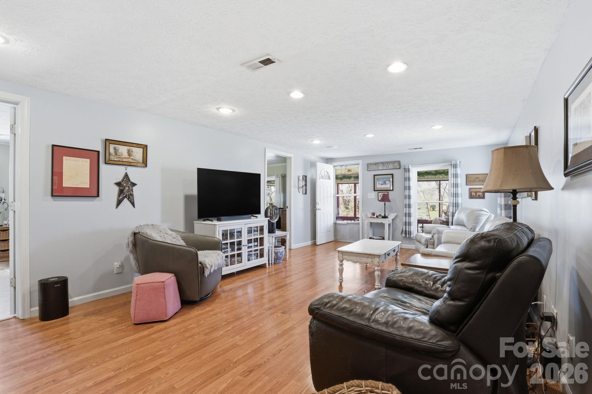 6998 Nobby Lail Road — Connelly Springs