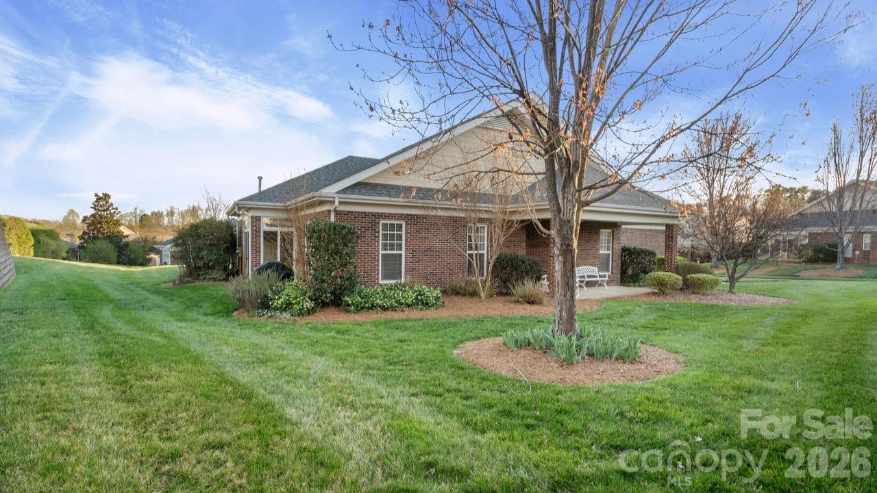2820 Summer Valley Court — Charlotte