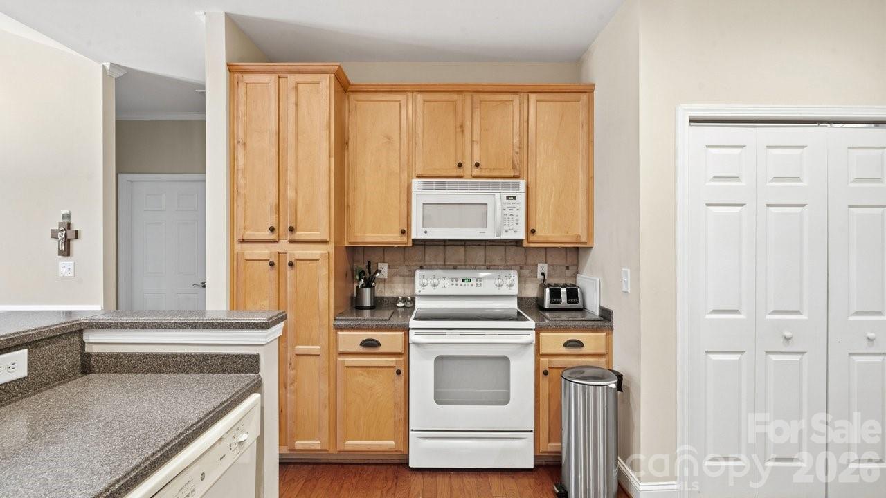 2820 Summer Valley Court — Charlotte