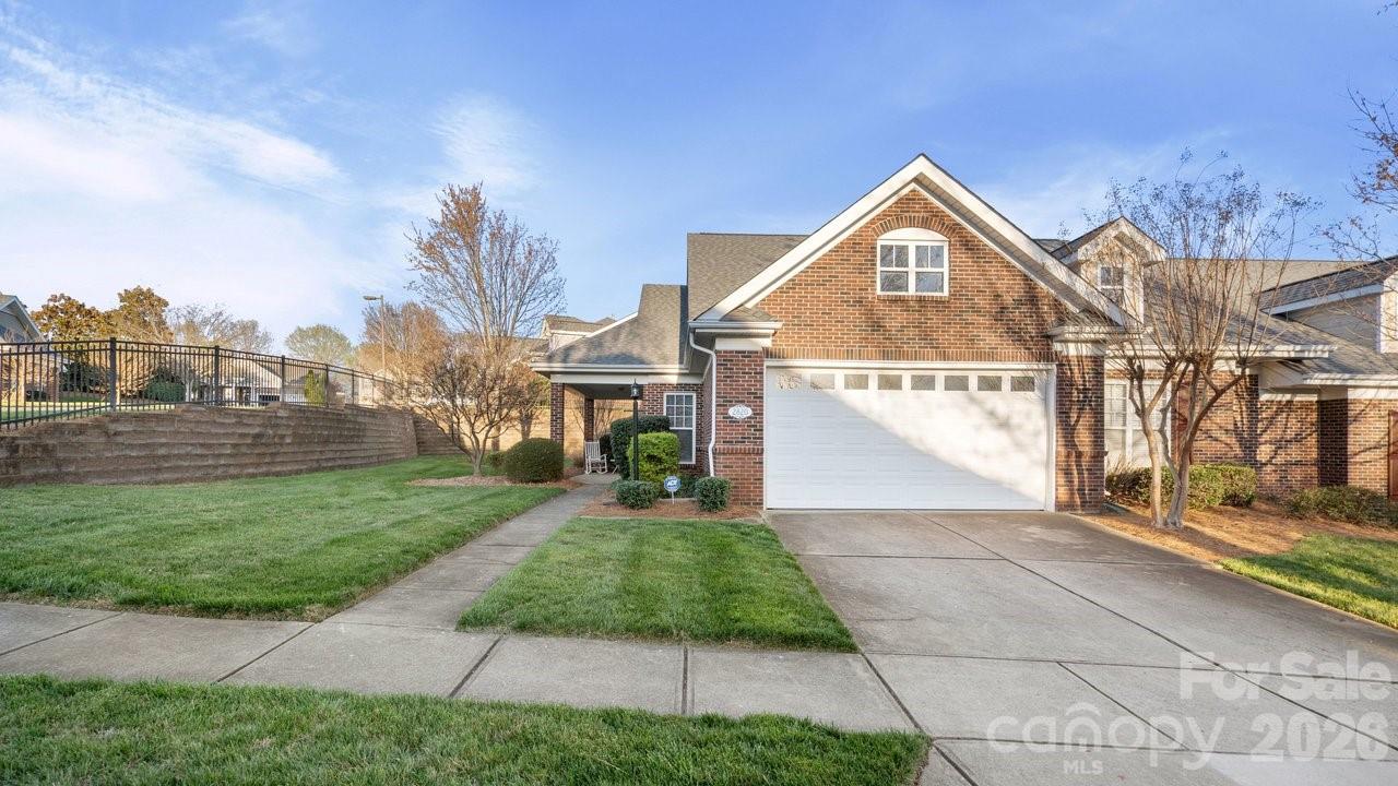 2820 Summer Valley Court — Charlotte