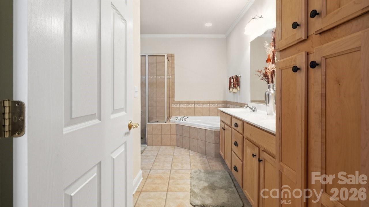 2820 Summer Valley Court — Charlotte