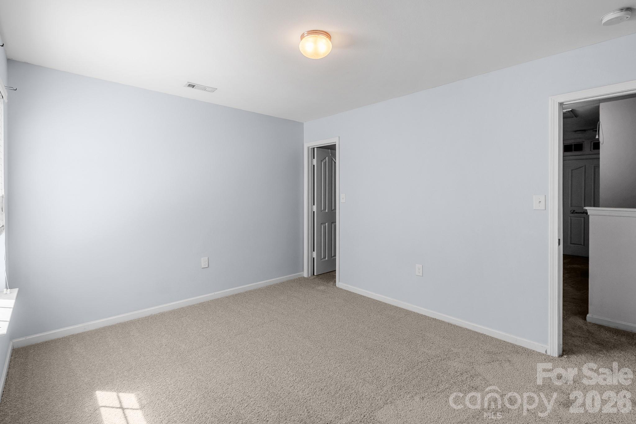9520 Eagle Feathers Drive #154 — Charlotte