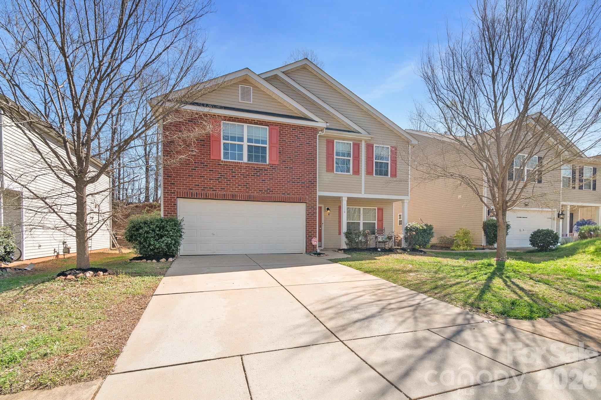9520 Eagle Feathers Drive #154 — Charlotte