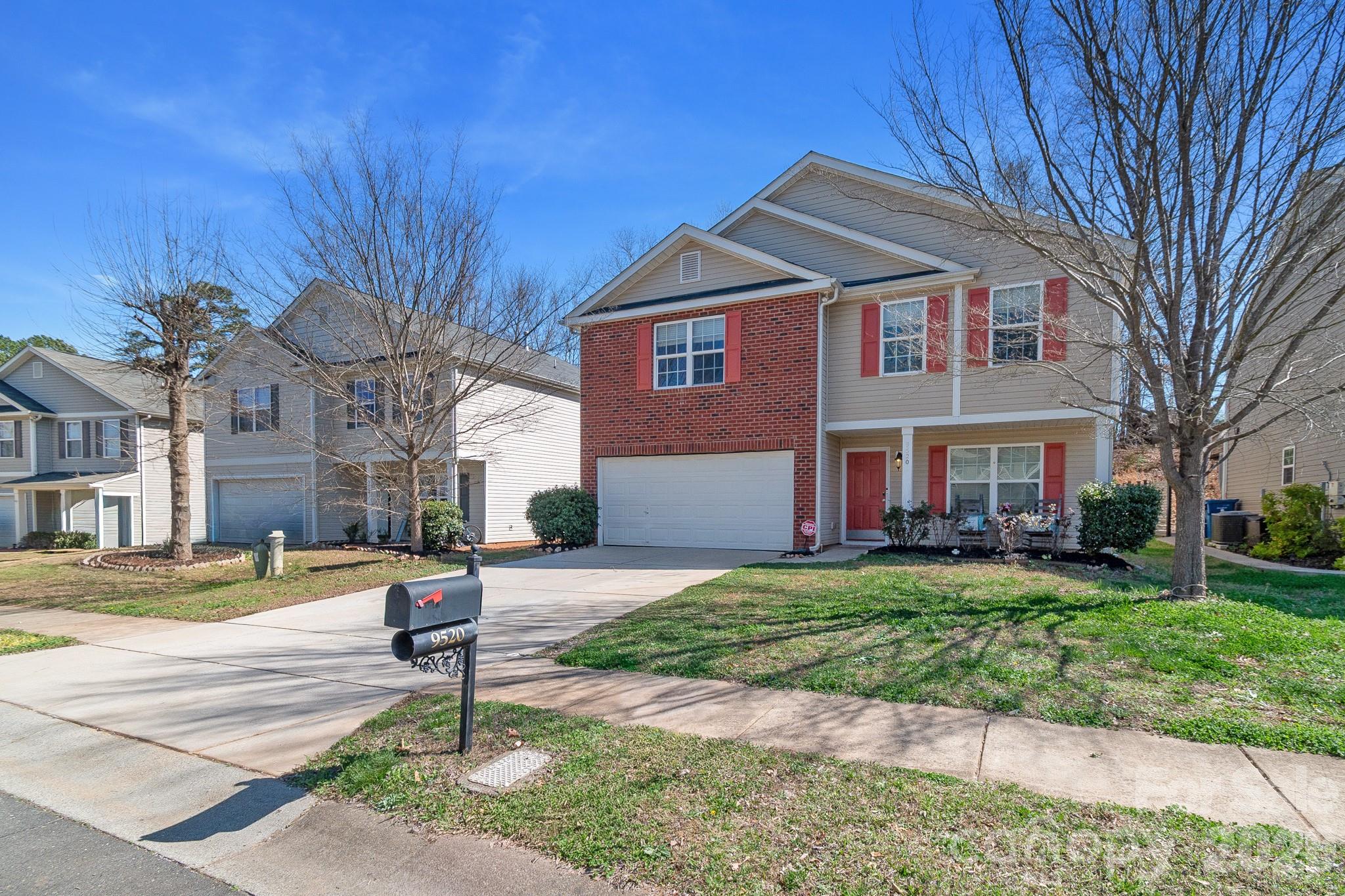9520 Eagle Feathers Drive #154 — Charlotte
