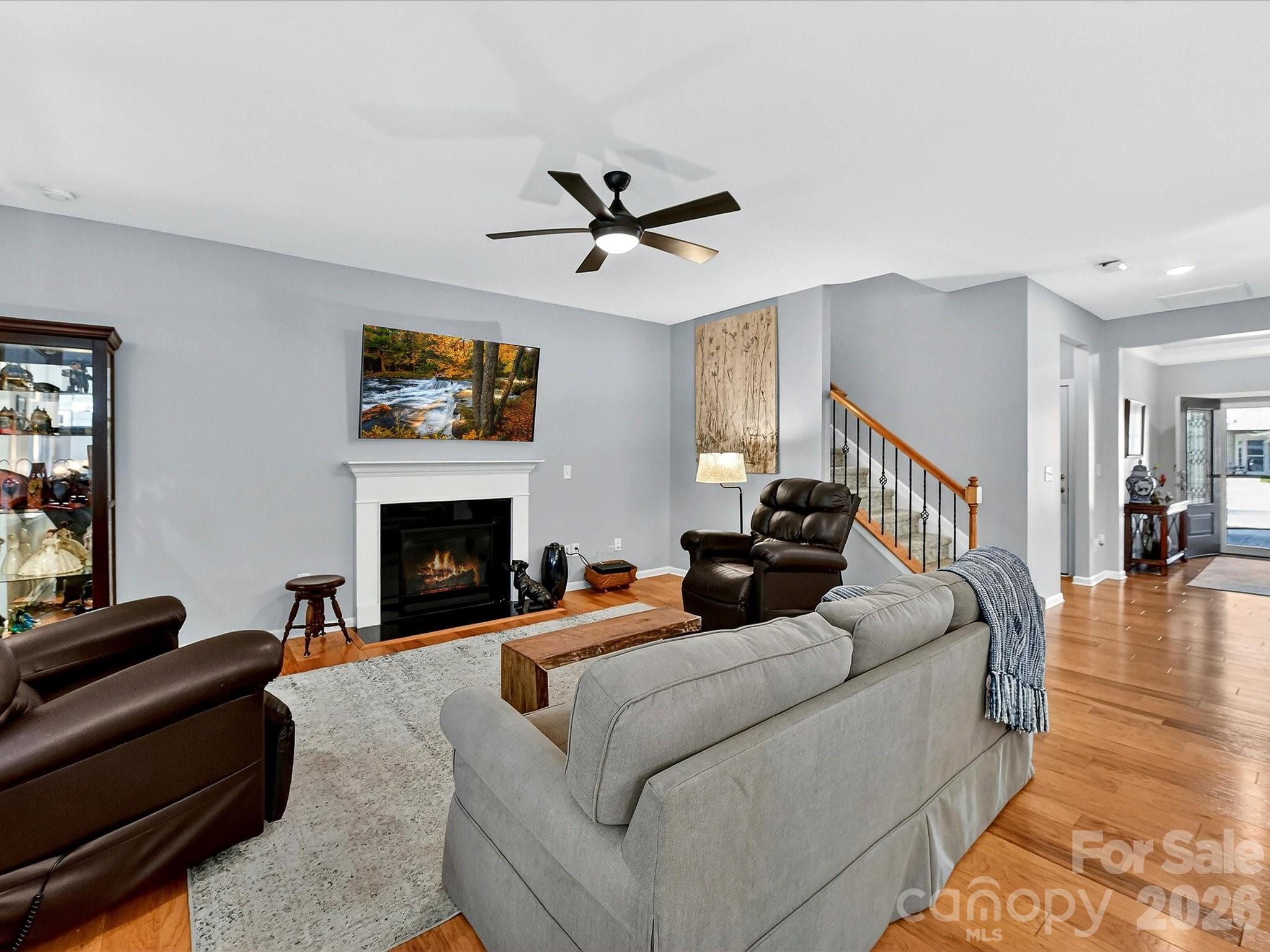 5095 Samoa Ridge Drive — Lancaster