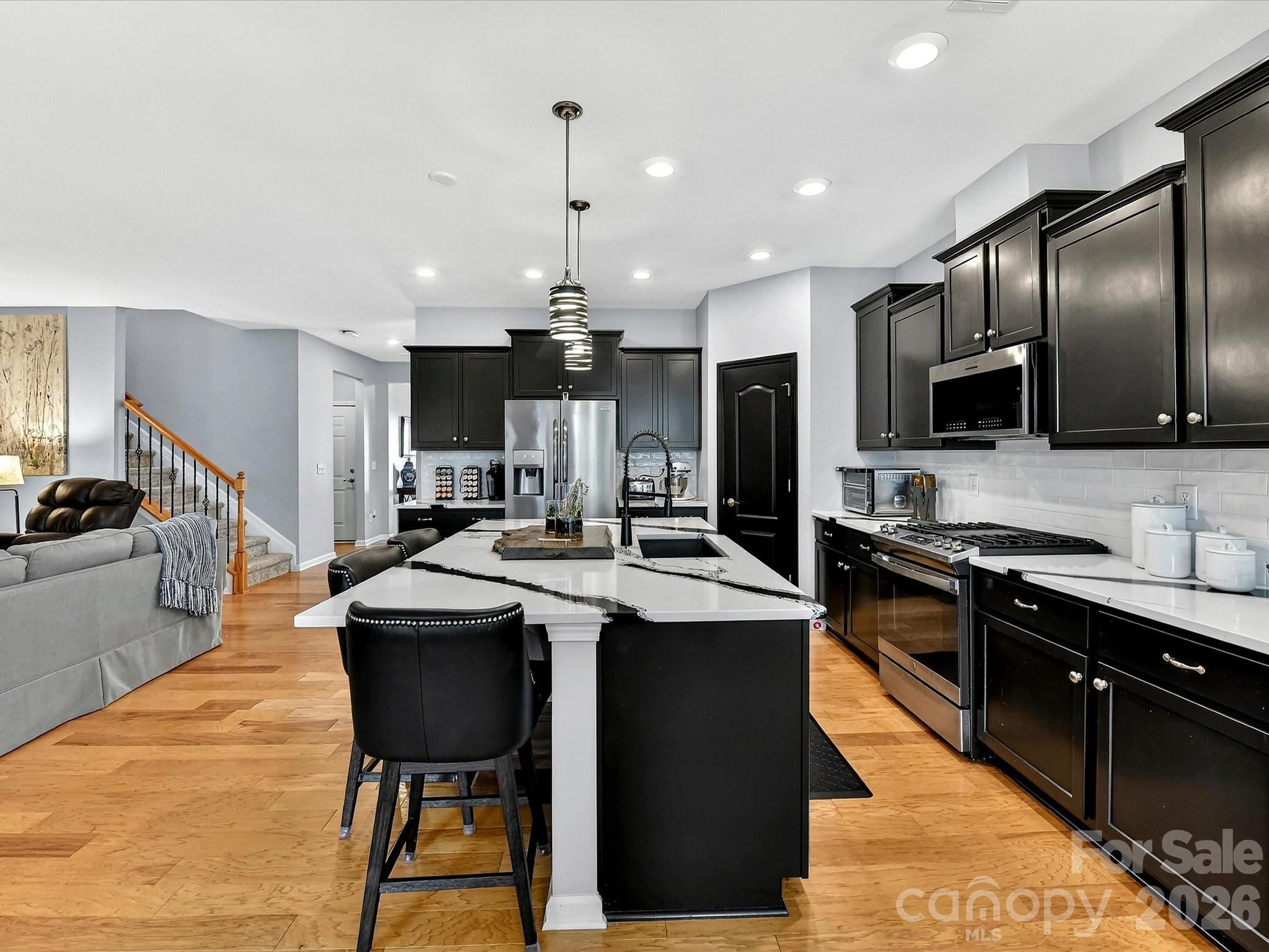5095 Samoa Ridge Drive — Lancaster