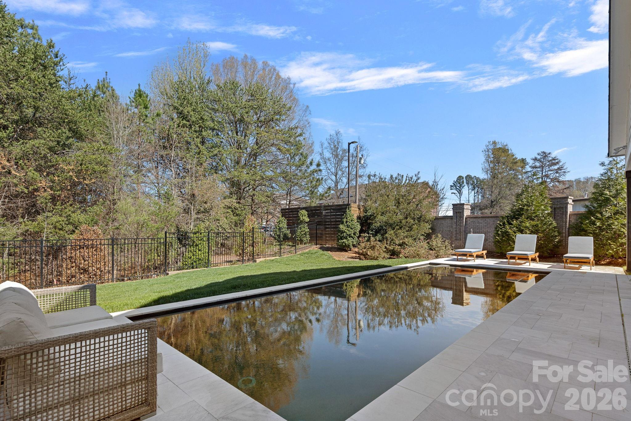 12012 Cambridge Square Drive — Cornelius