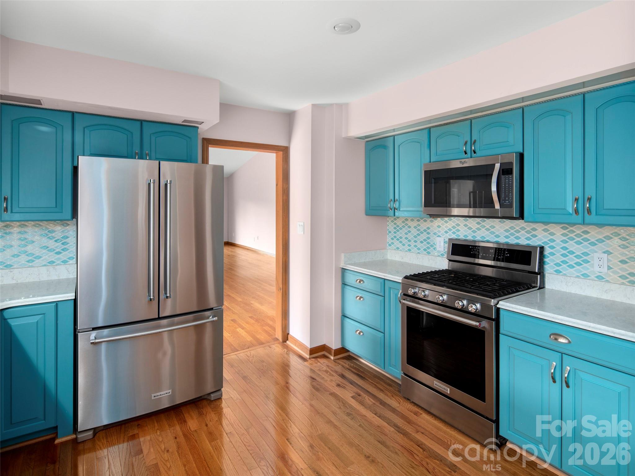15 Ridge Terrace — Asheville