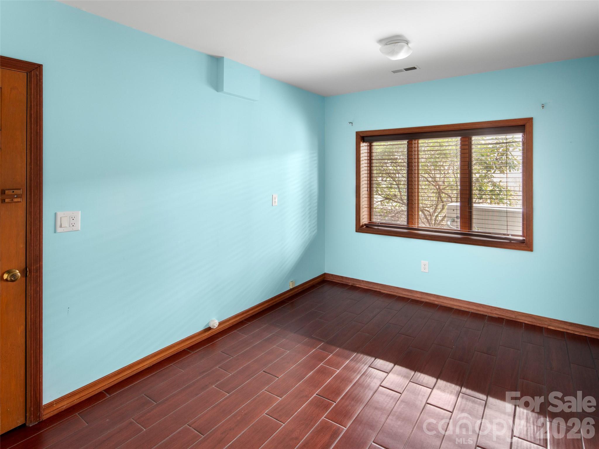 15 Ridge Terrace — Asheville