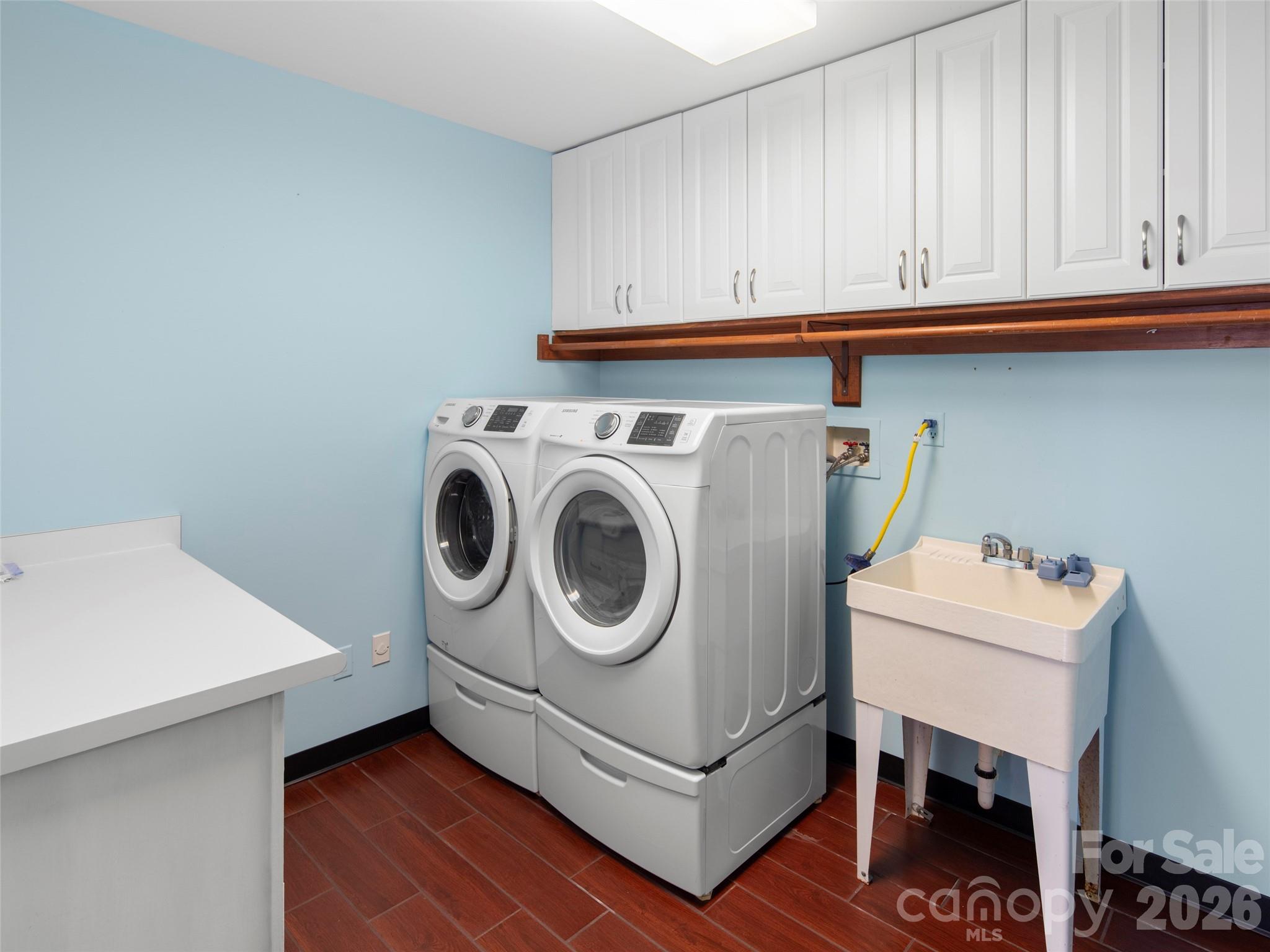 15 Ridge Terrace — Asheville