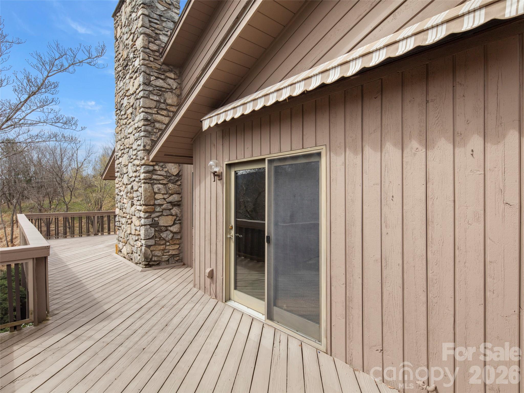 15 Ridge Terrace — Asheville