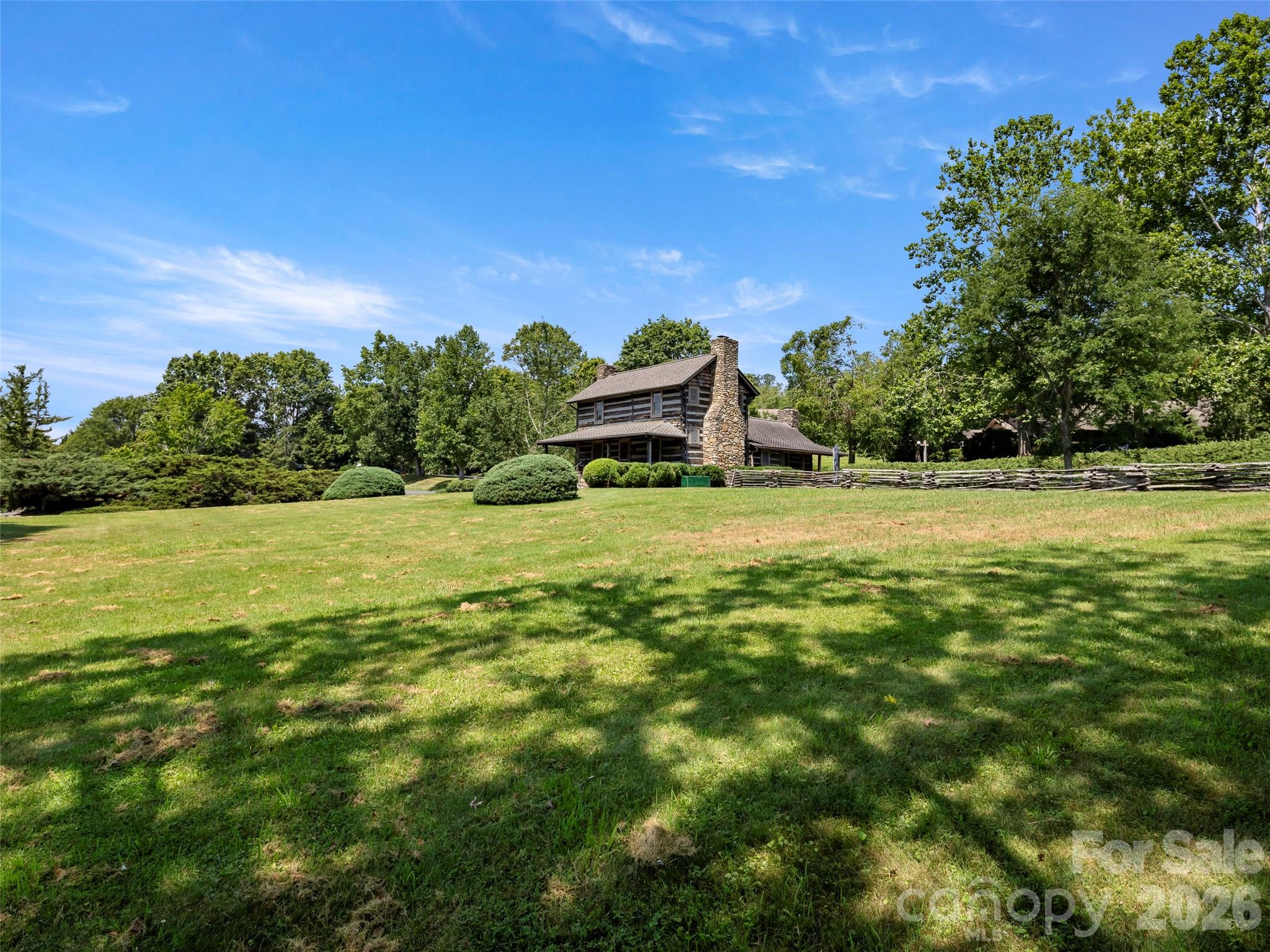 15 Ridge Terrace — Asheville