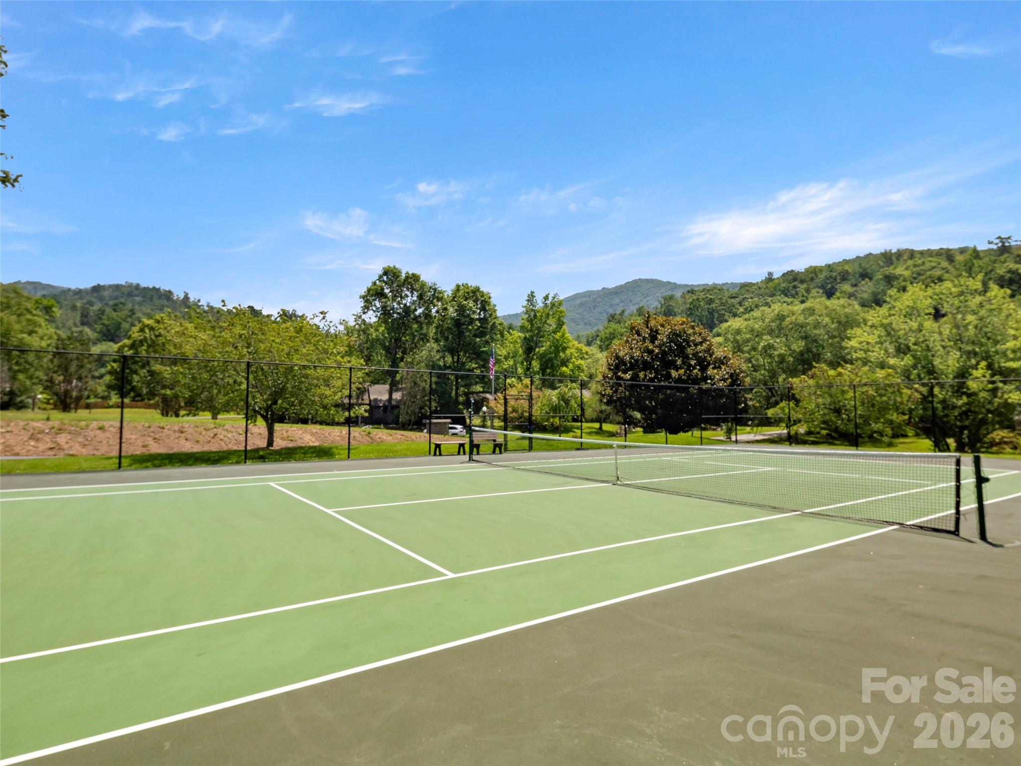 15 Ridge Terrace — Asheville