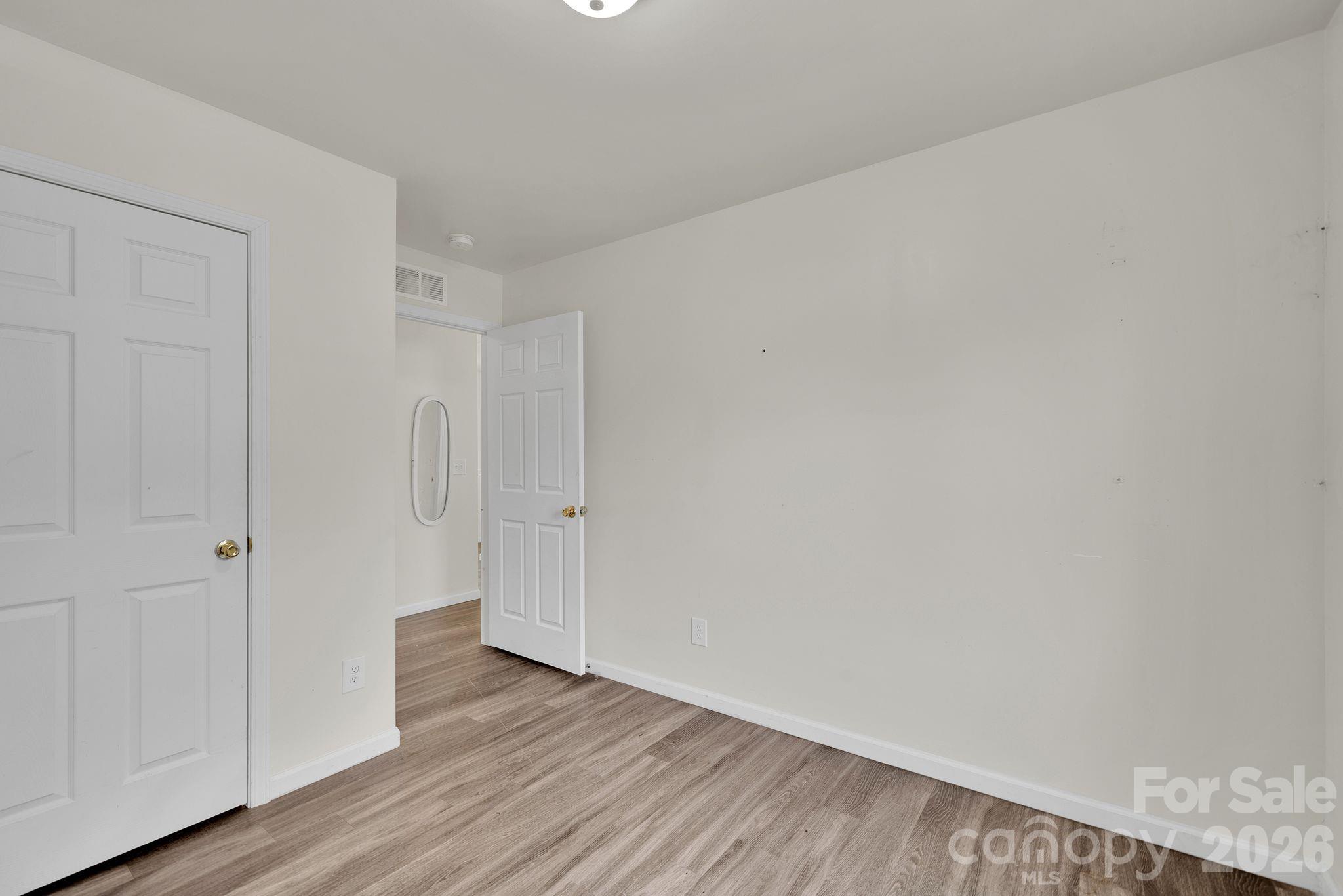 372 E Mills Avenue — Mooresville