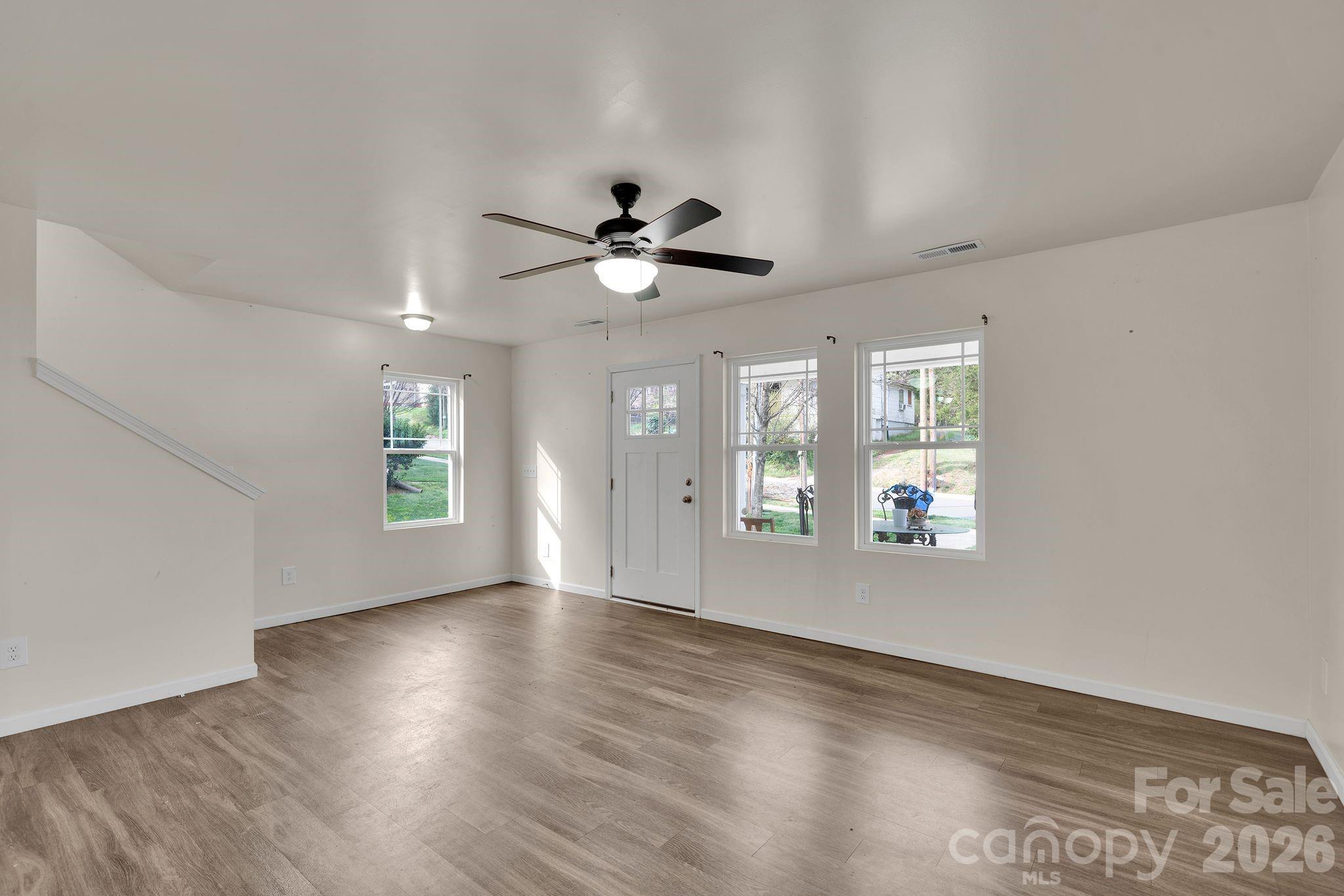 372 E Mills Avenue — Mooresville